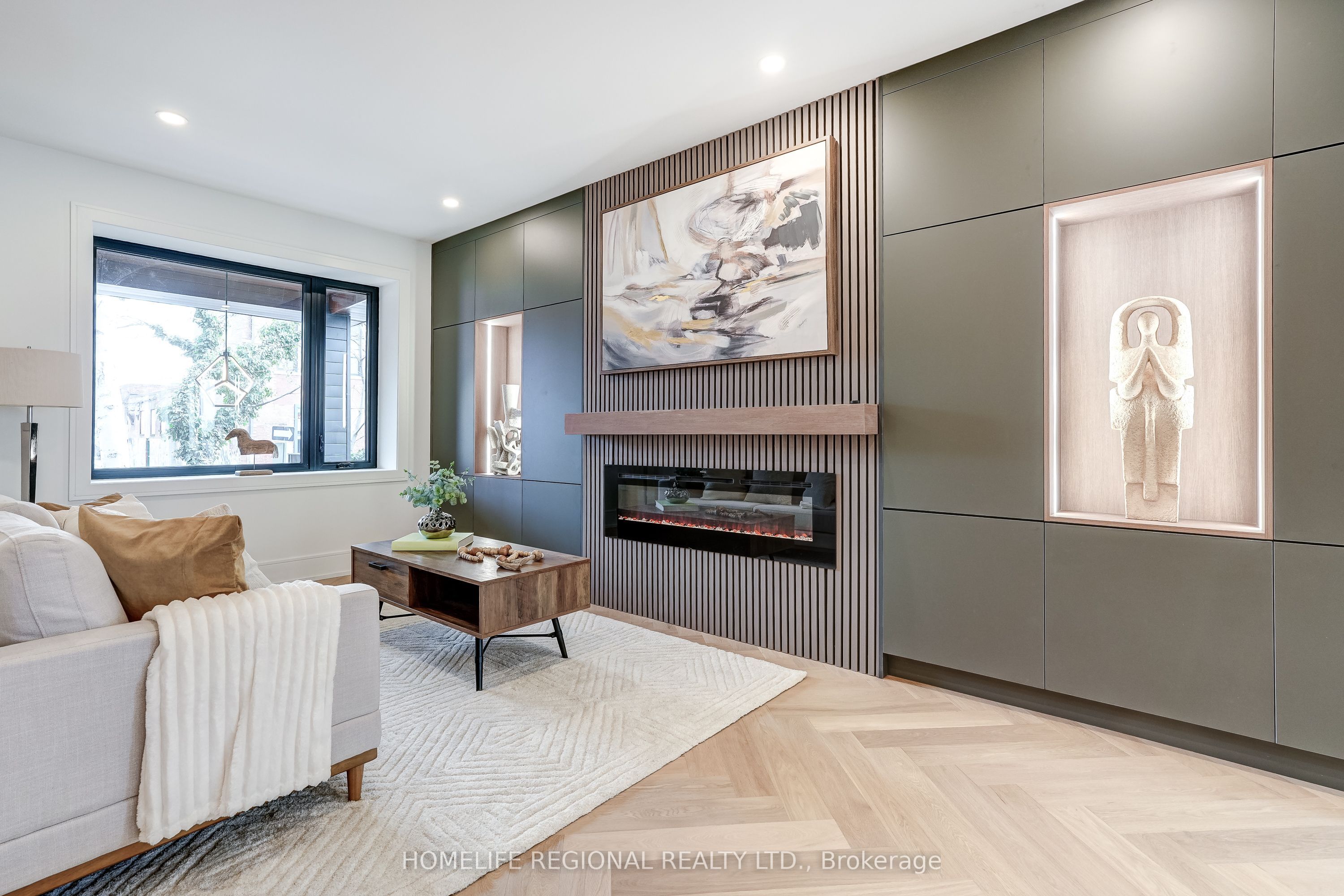 12 Macdonell Avenue, Toronto, ON M6R 2A2 photo 4