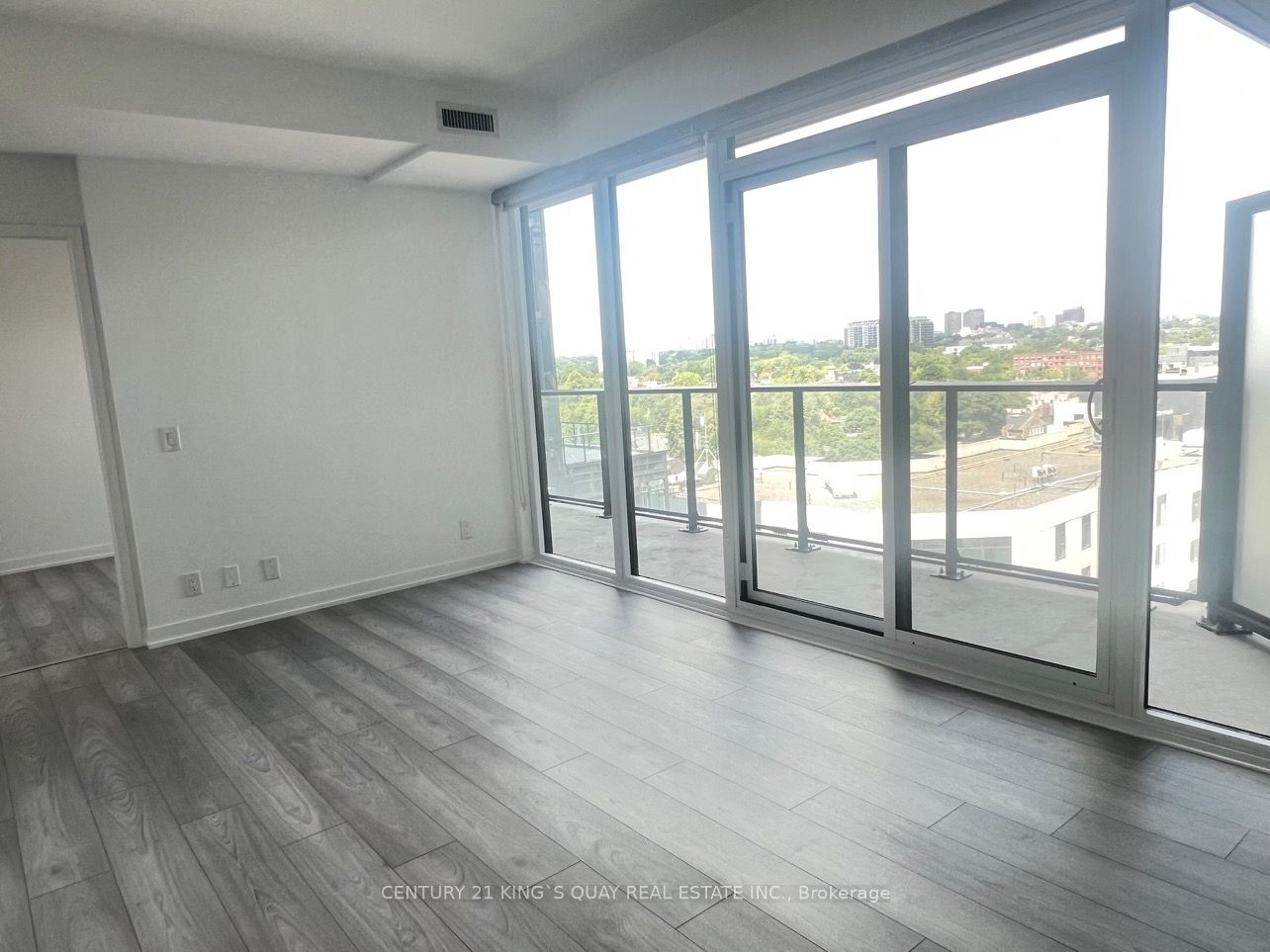 285 Dufferin Street 903, Toronto, ON M6K 0J2 photo 2