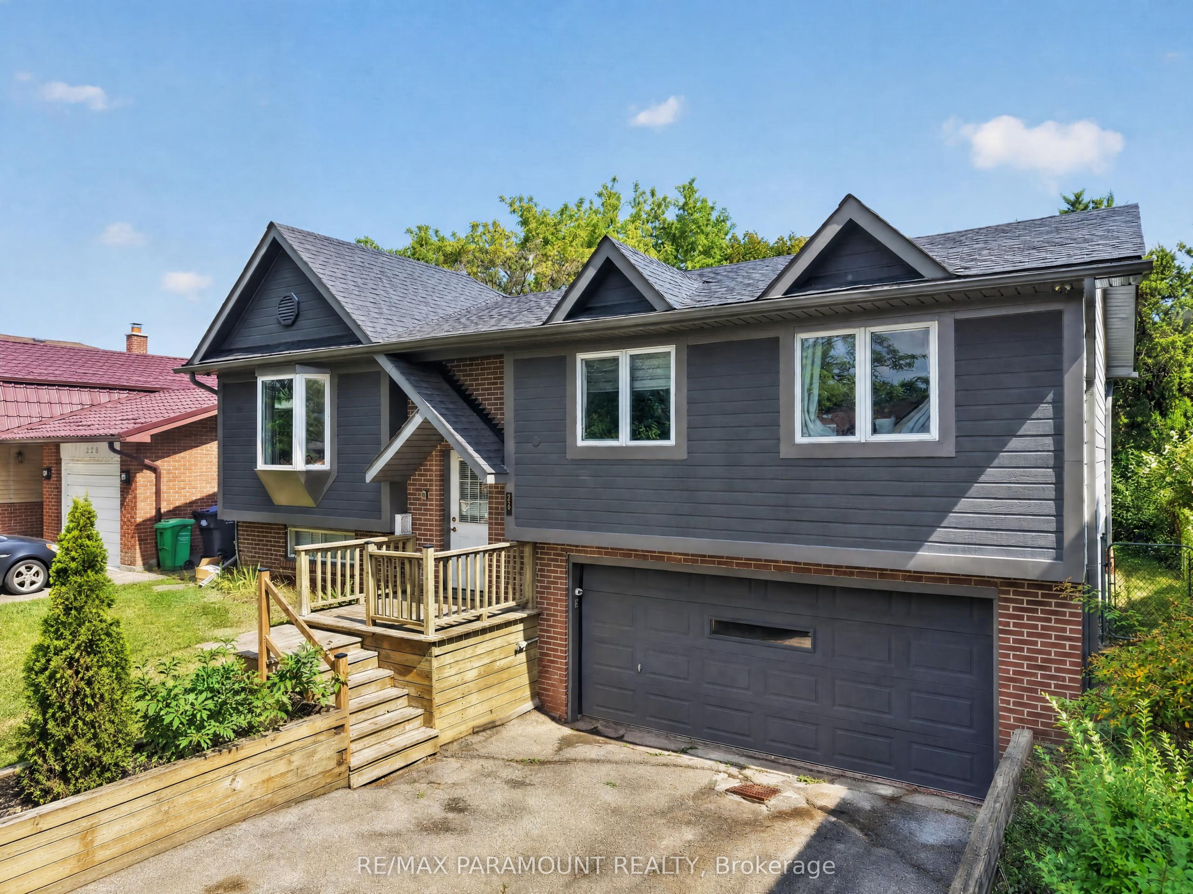 226 Rutherford Road N, Brampton, ON L6V 2X8 photo 3