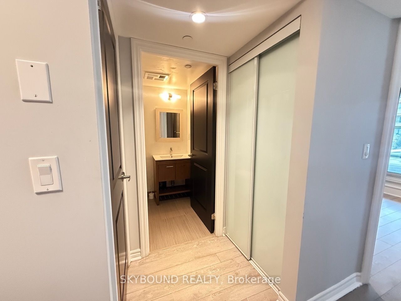80 Esther Lorrie Drive 222, Toronto, ON M9W 0C6 photo 4