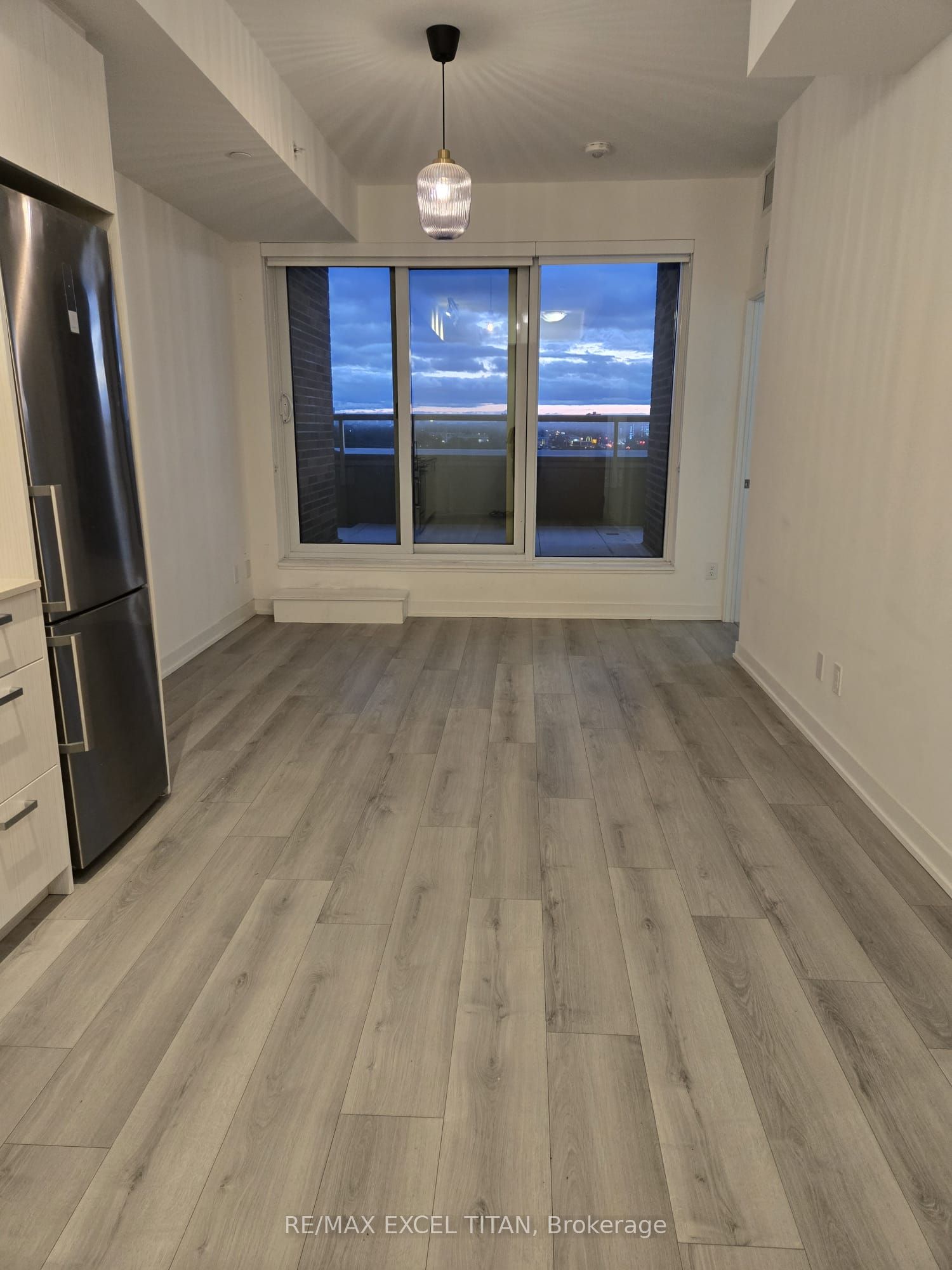 1787 St Clair Avenue W 508, Toronto, ON M6N 0B7 photo 4