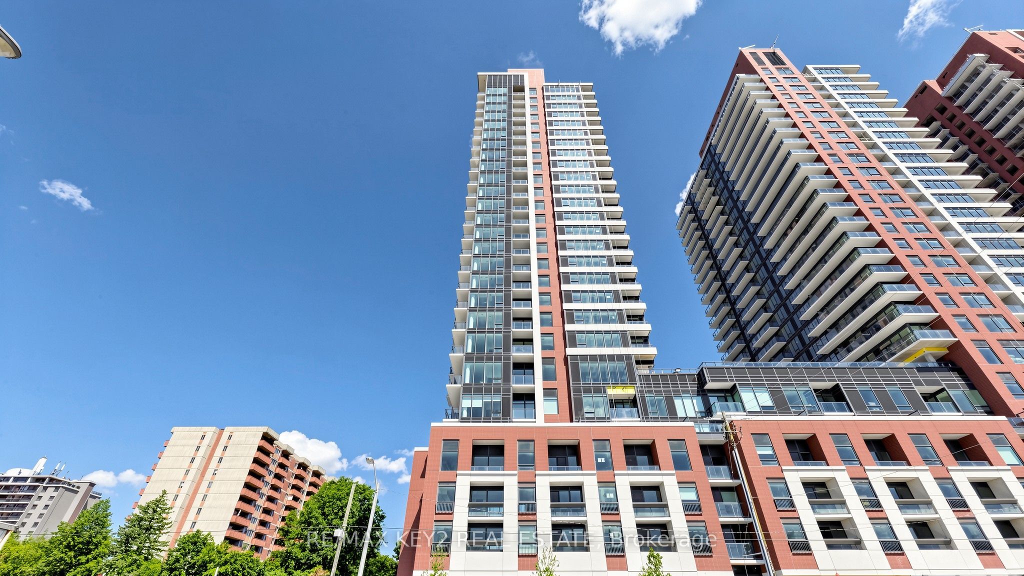 4010 Eglinton Avenue W 1712, Toronto, ON M9A 0G5