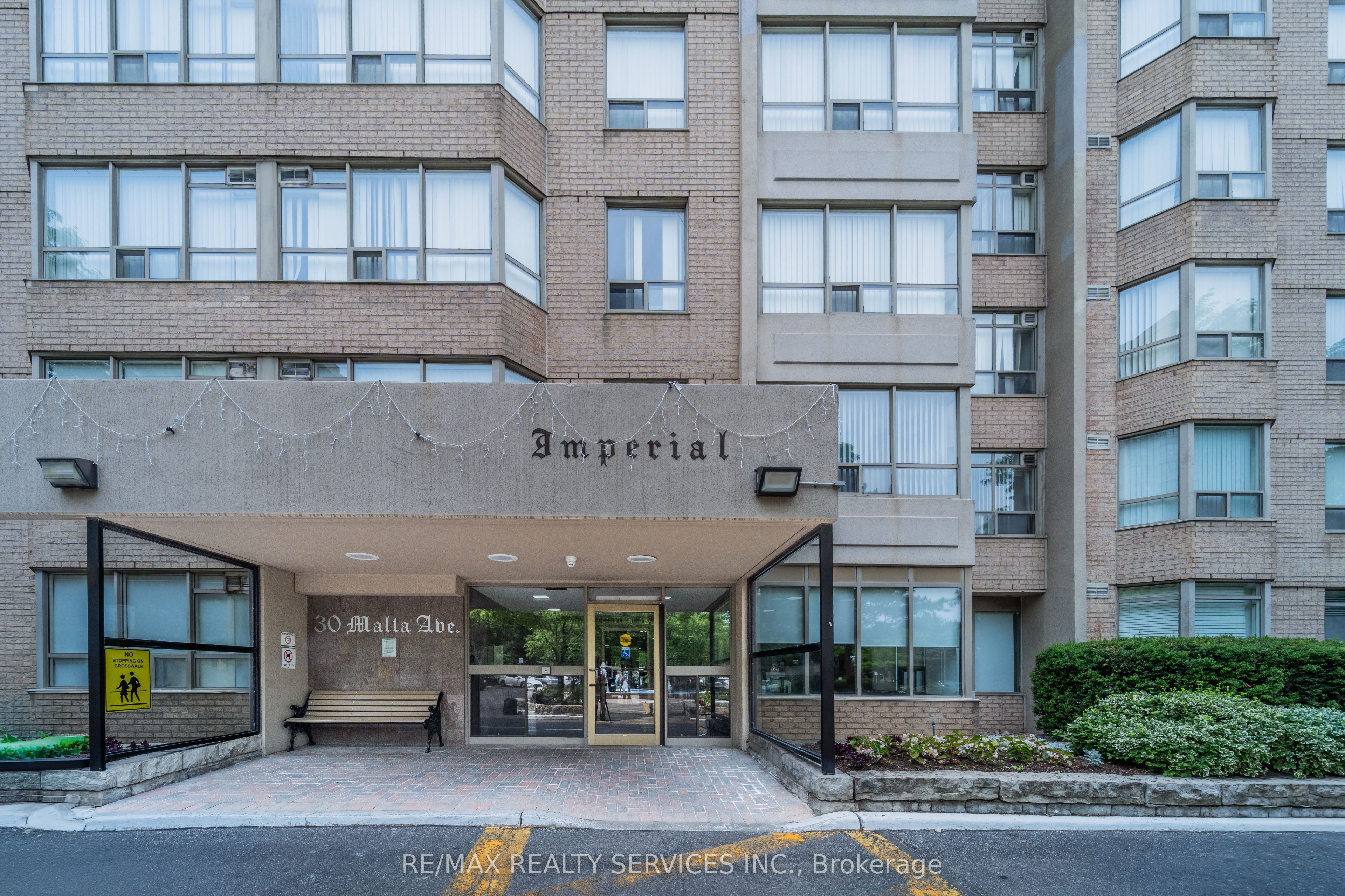 30 Malta Avenue 1106, Brampton, ON L6Y 4S5 photo 4