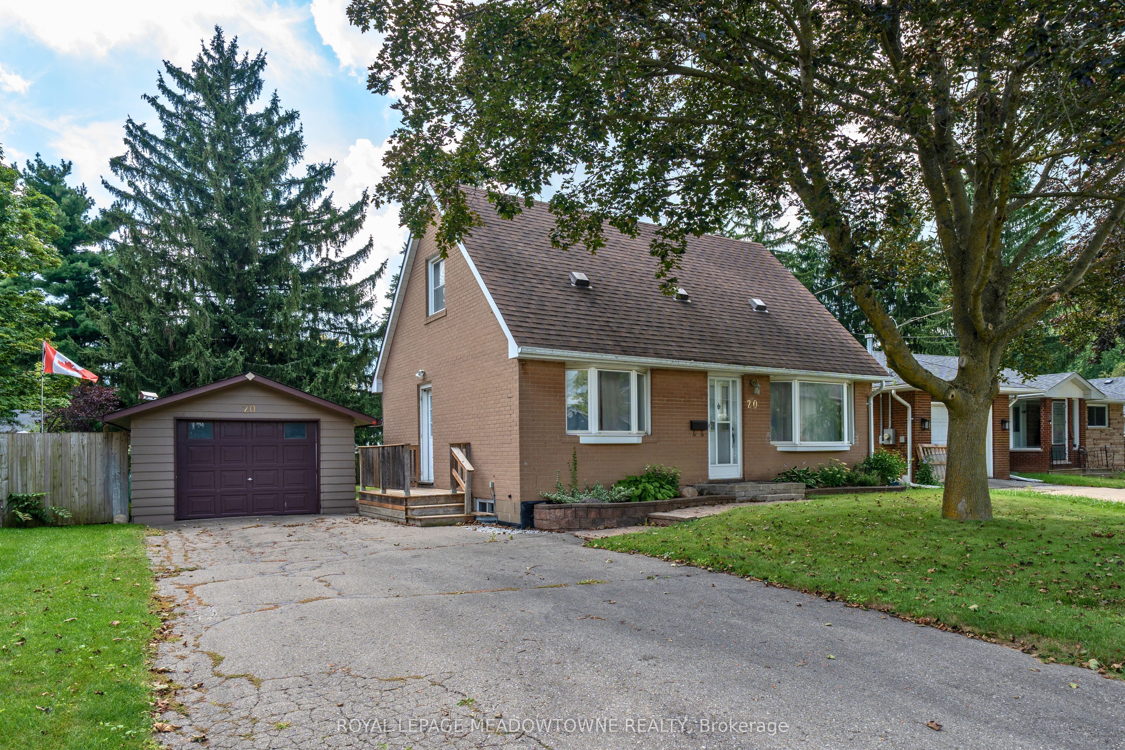 20 Delrex Boulevard, Halton Hills, ON L7G 3X7
