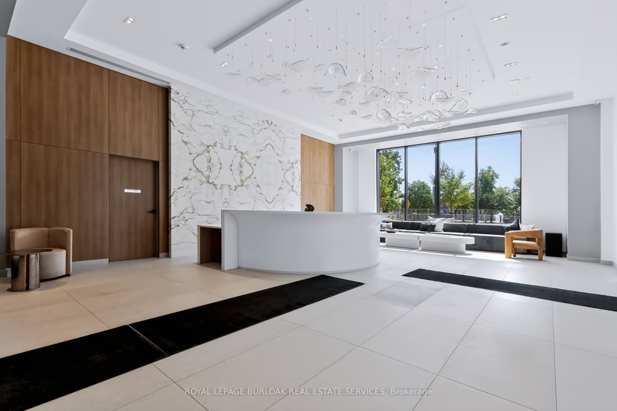 2075 Lakeshore Road 2110, Burlington, ON L7R 0H3 photo 4