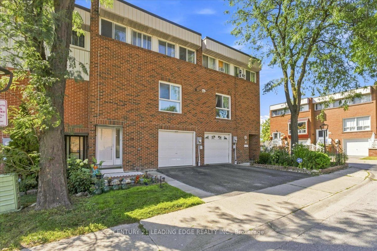 28 Sebastian Cabot Way 43, Toronto, ON M3N 2T3 photo 2