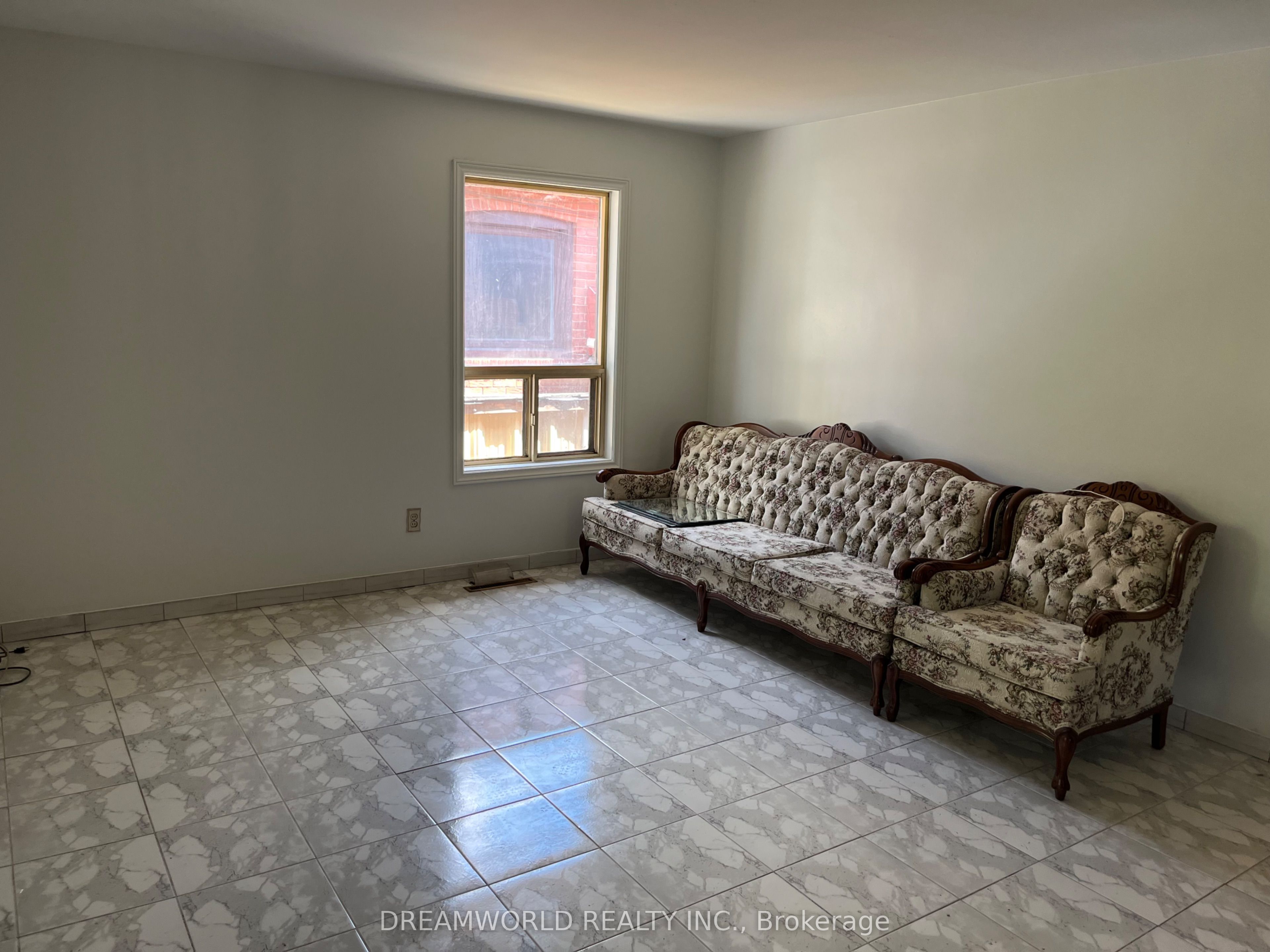 167 Redwater Drive, Toronto, ON M9W 2A5 photo 4