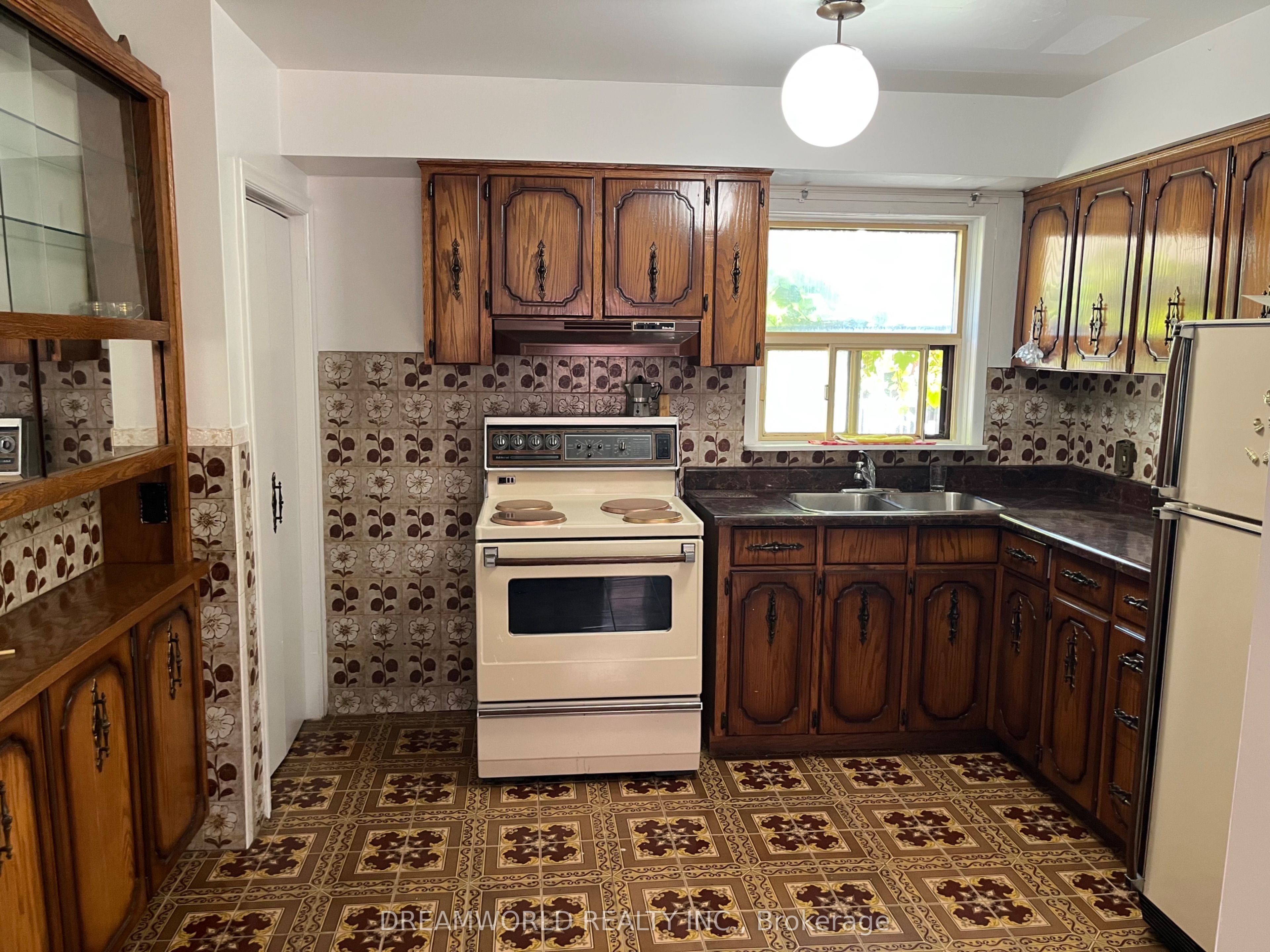 167 Redwater Drive, Toronto, ON M9W 2A5 photo 5