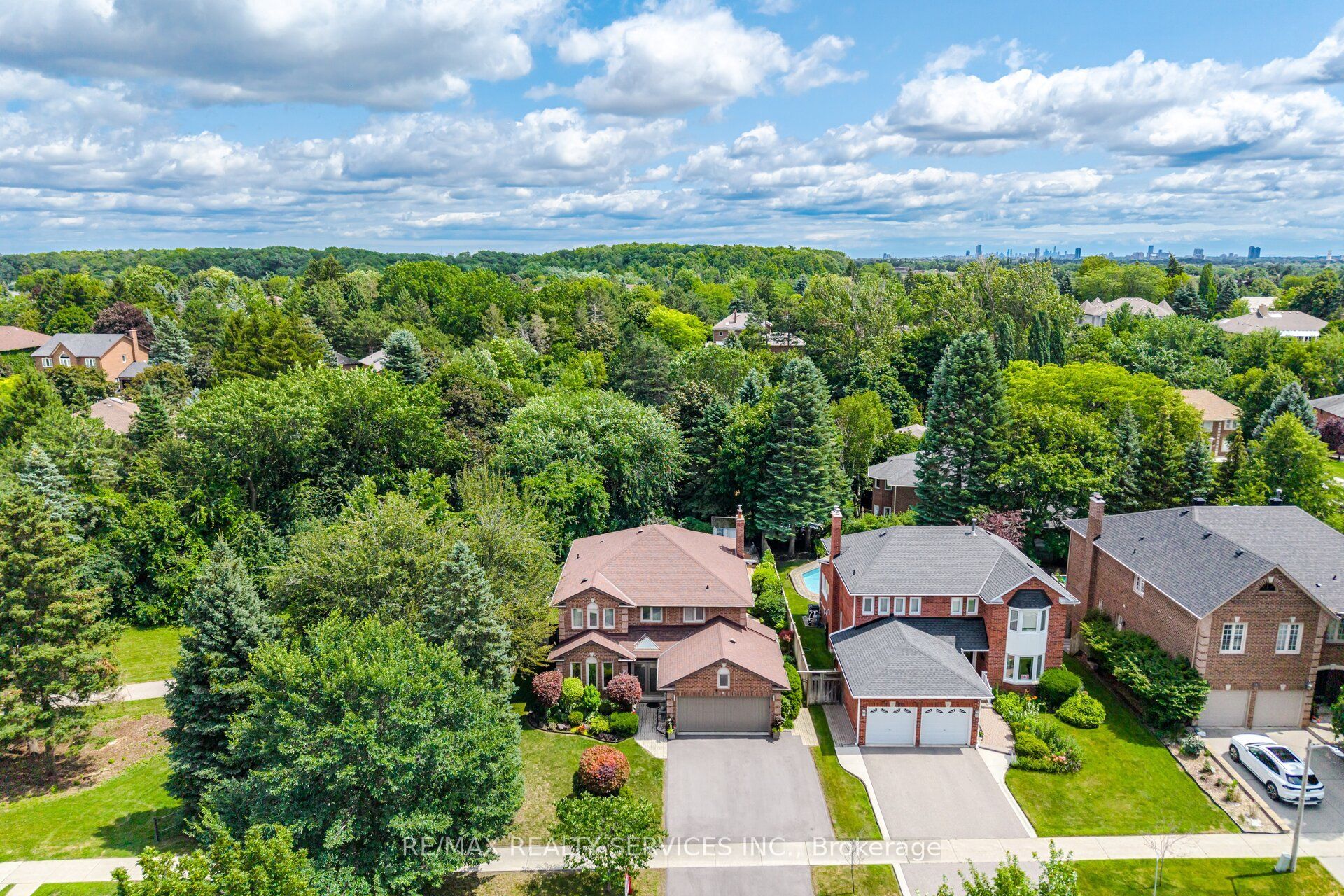 29 Christie Drive, Brampton, ON L6Z 3J5