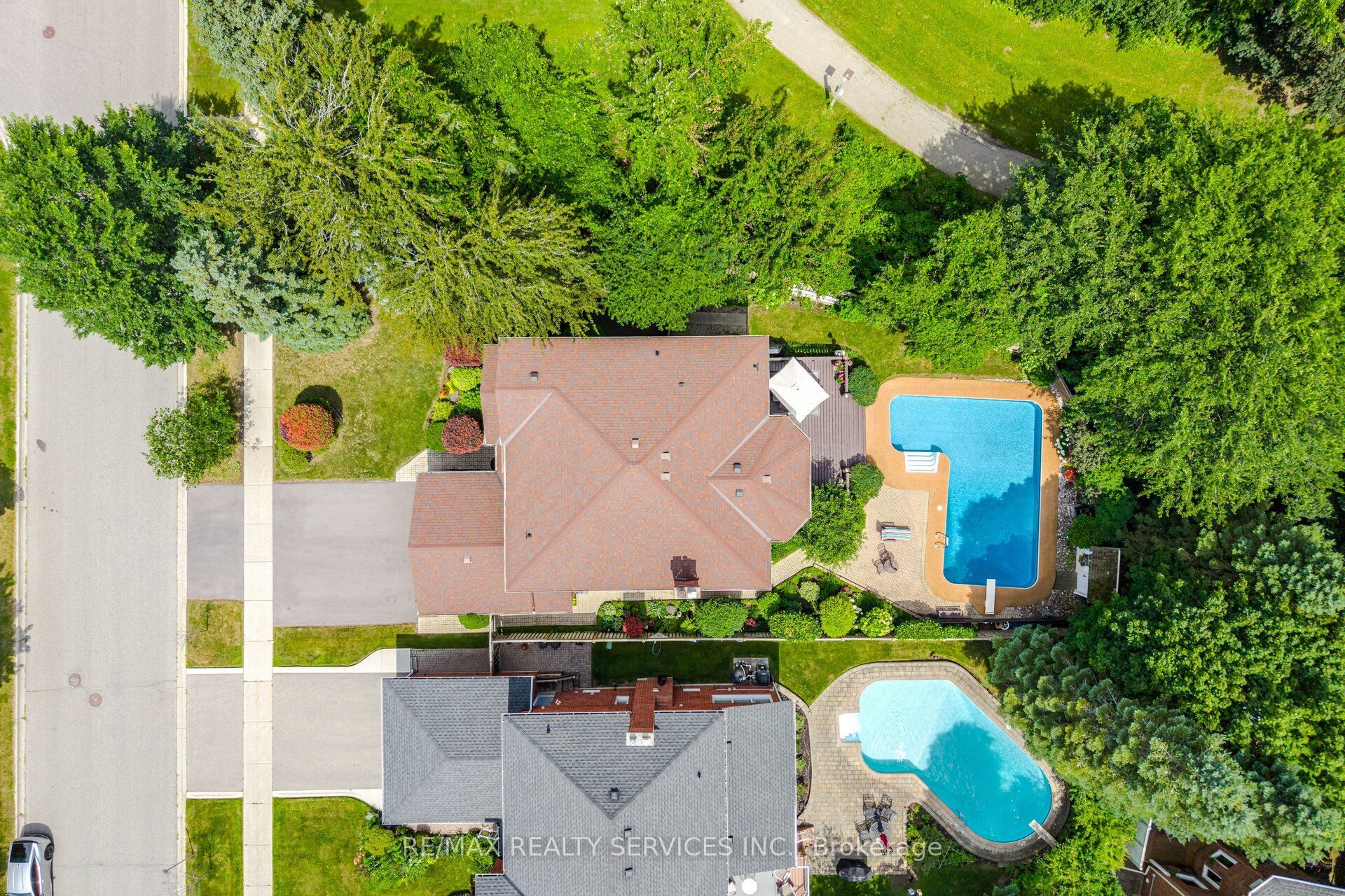 29 Christie Drive, Brampton, ON L6Z 3J5 photo 3