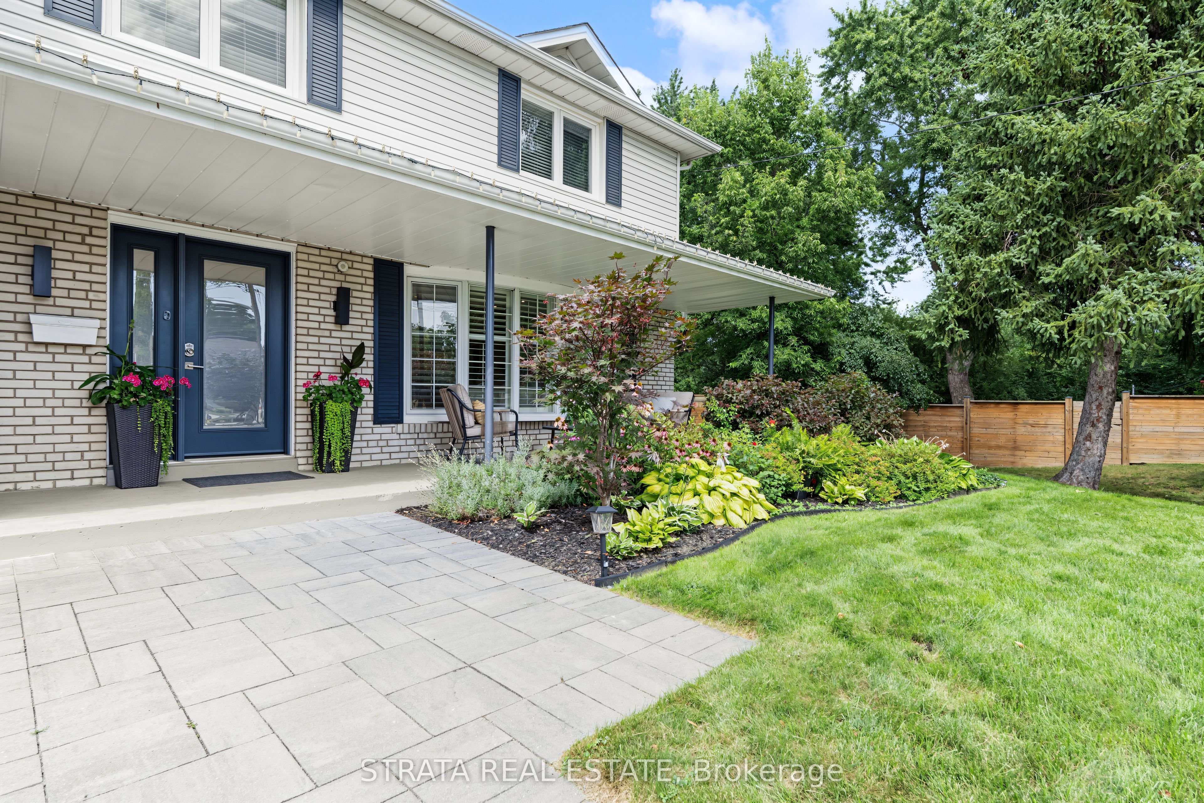 36 Hawthorne Road, Toronto, ON M9R 1P3 photo 2