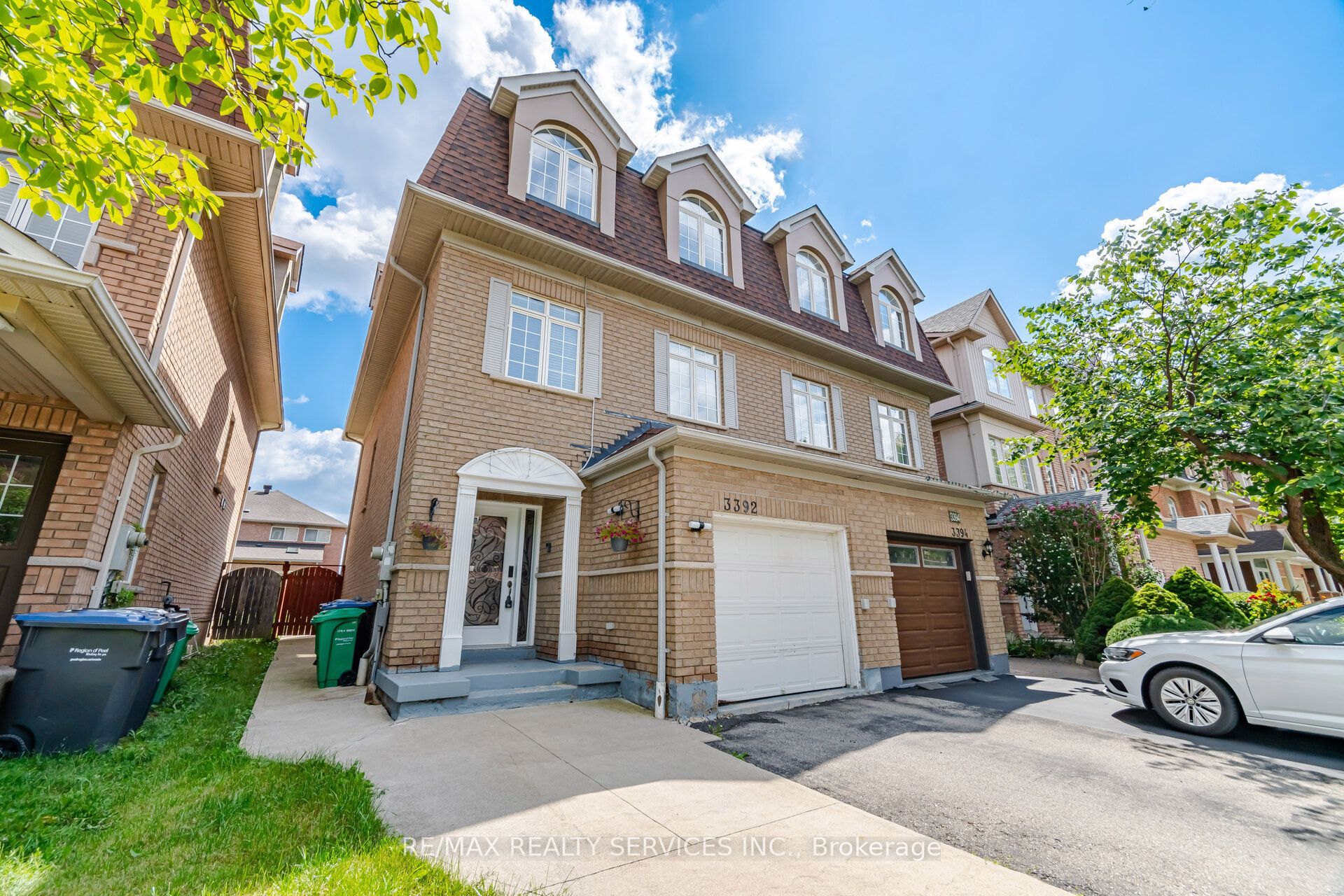 3392 Southwick Street, Mississauga, ON L5M 7L5 photo 2