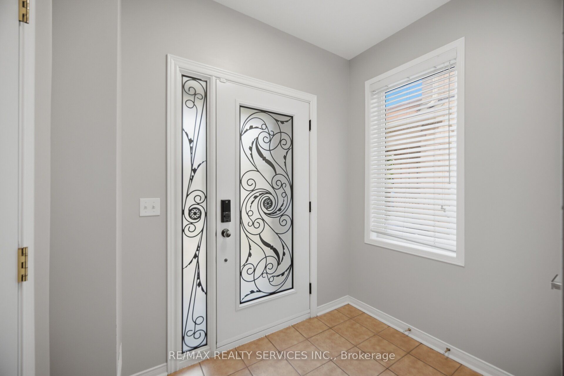 3392 Southwick Street, Mississauga, ON L5M 7L5 photo 4