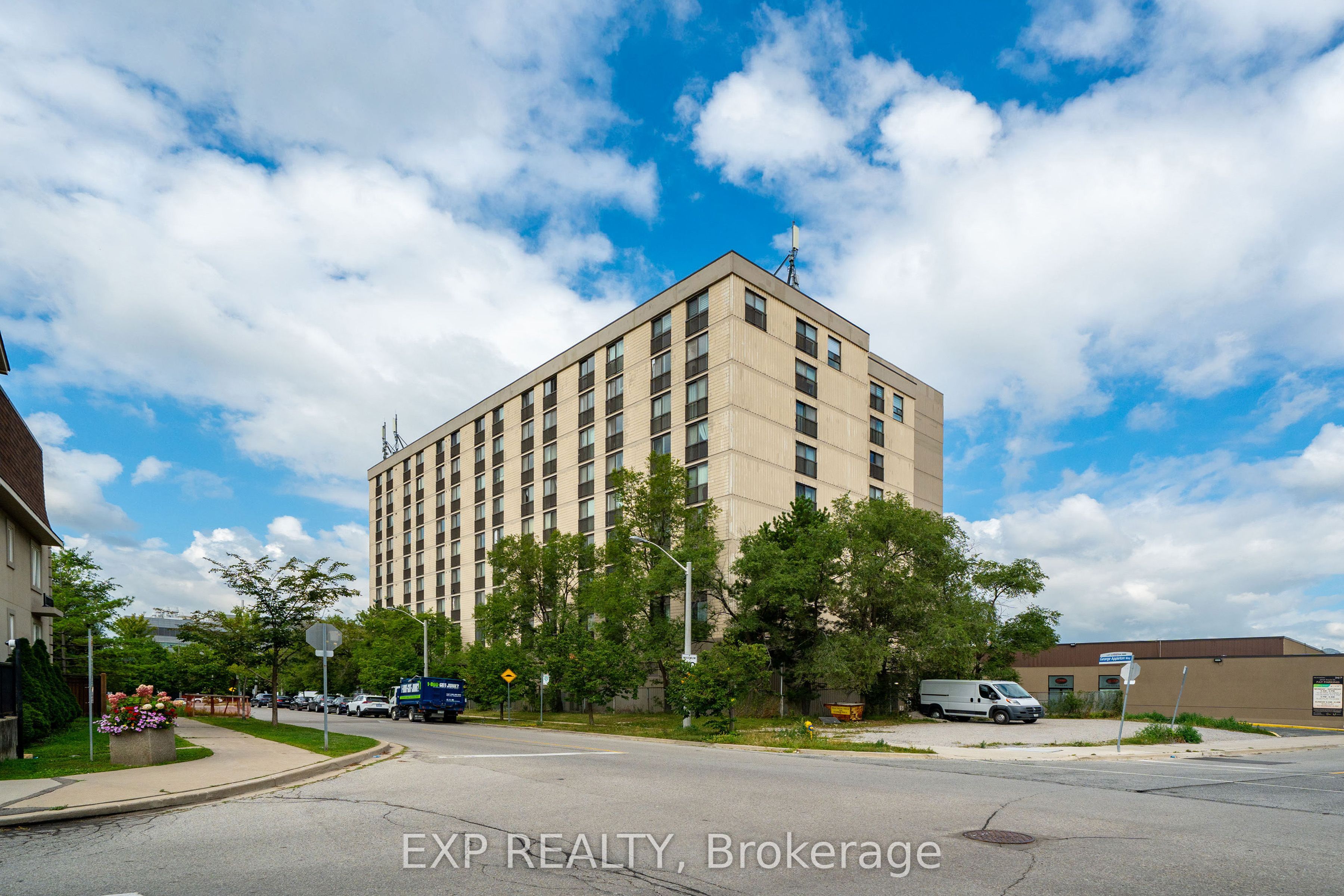 2737 Keele Street 312, Toronto, ON M3M 2E9 photo 2