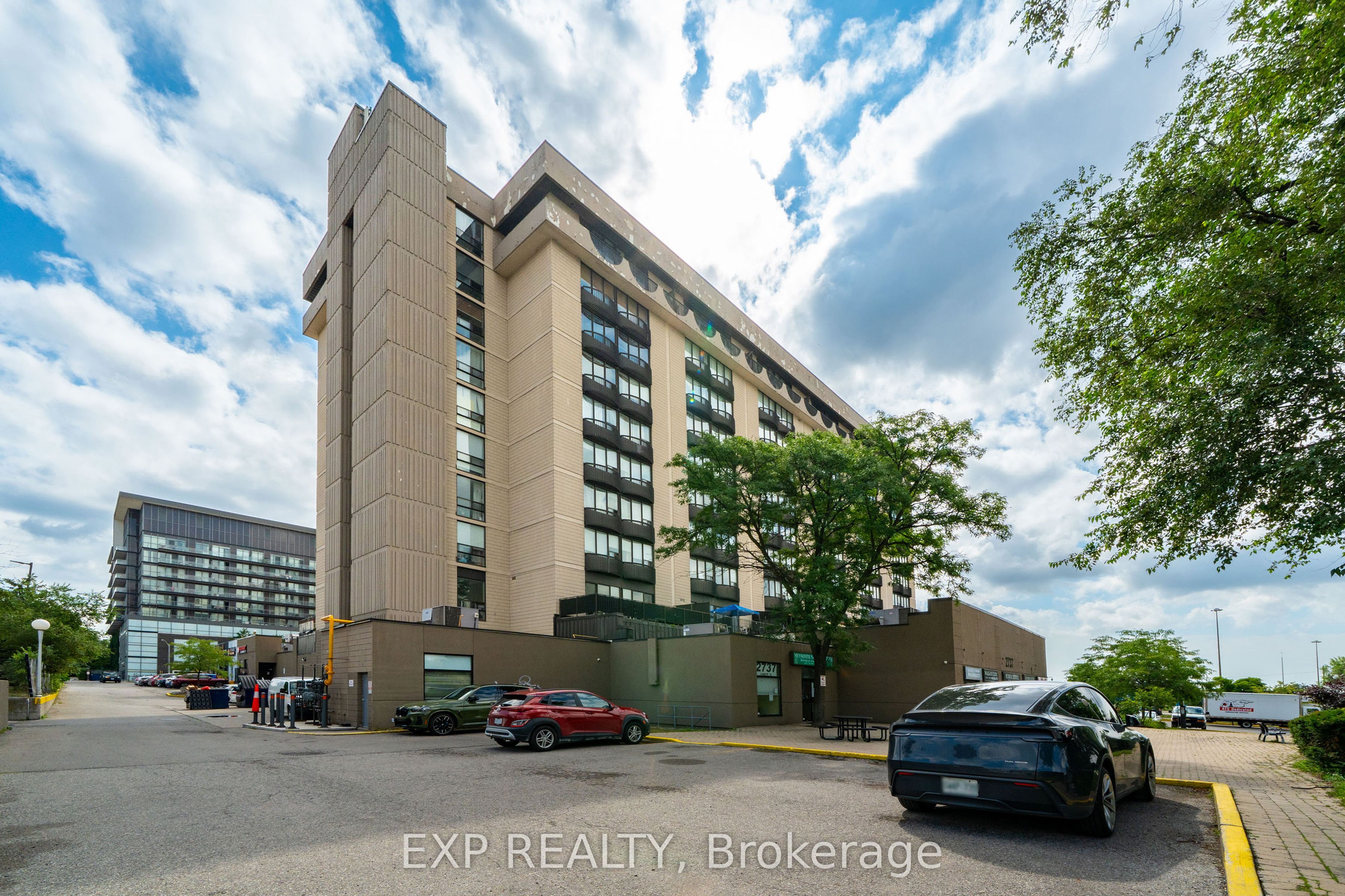 2737 Keele Street 312, Toronto, ON M3M 2E9 photo 3