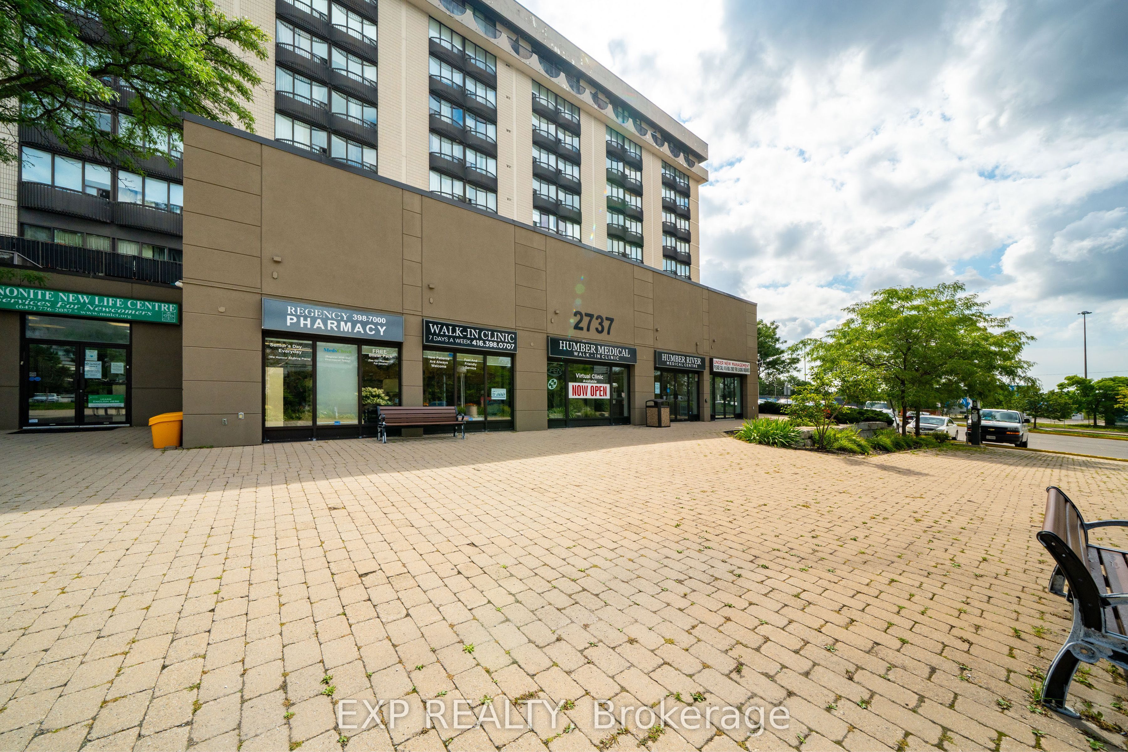 2737 Keele Street 312, Toronto, ON M3M 2E9 photo 4