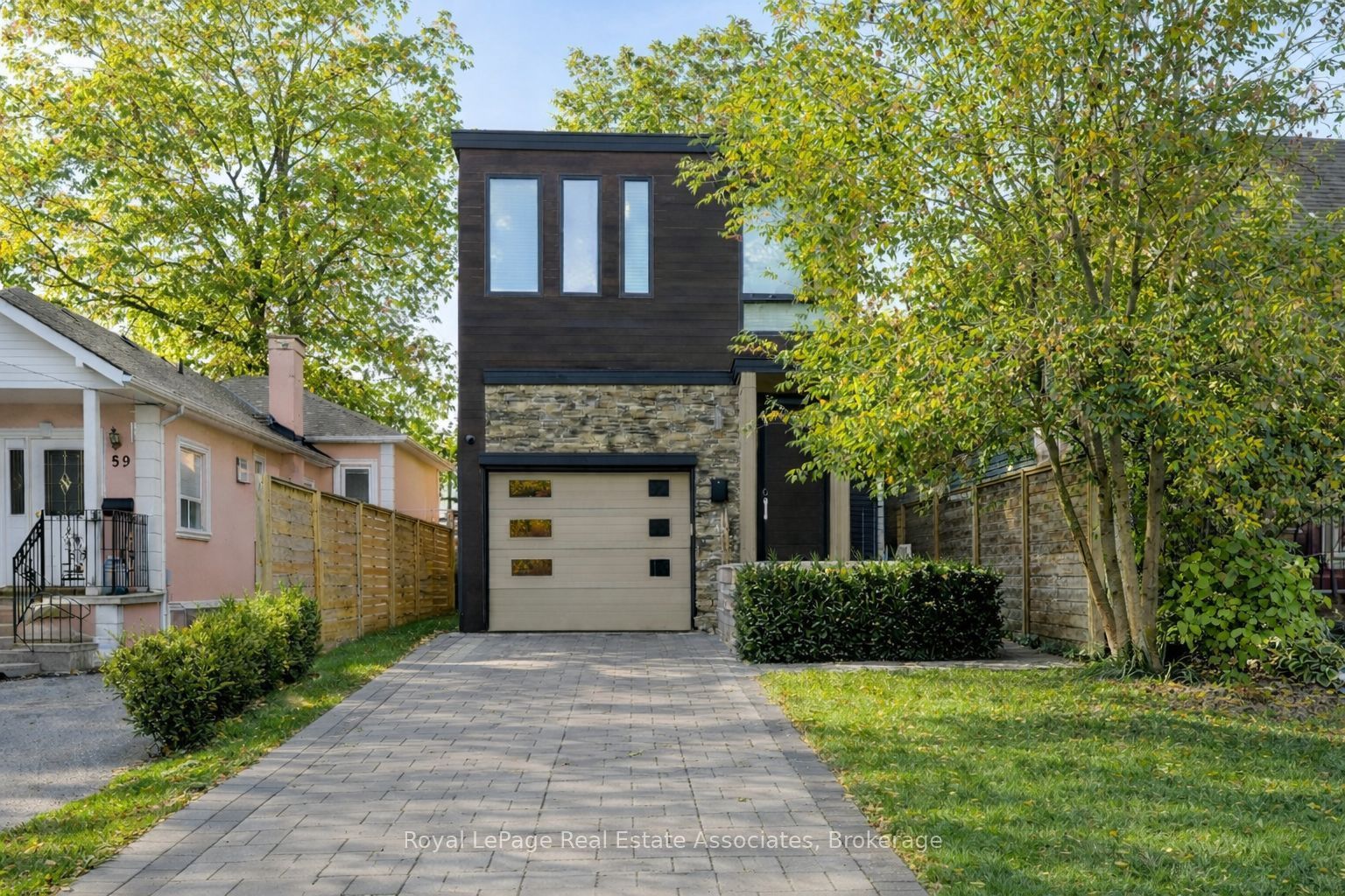 63 Troy Street, Mississauga, ON L5G 1S6