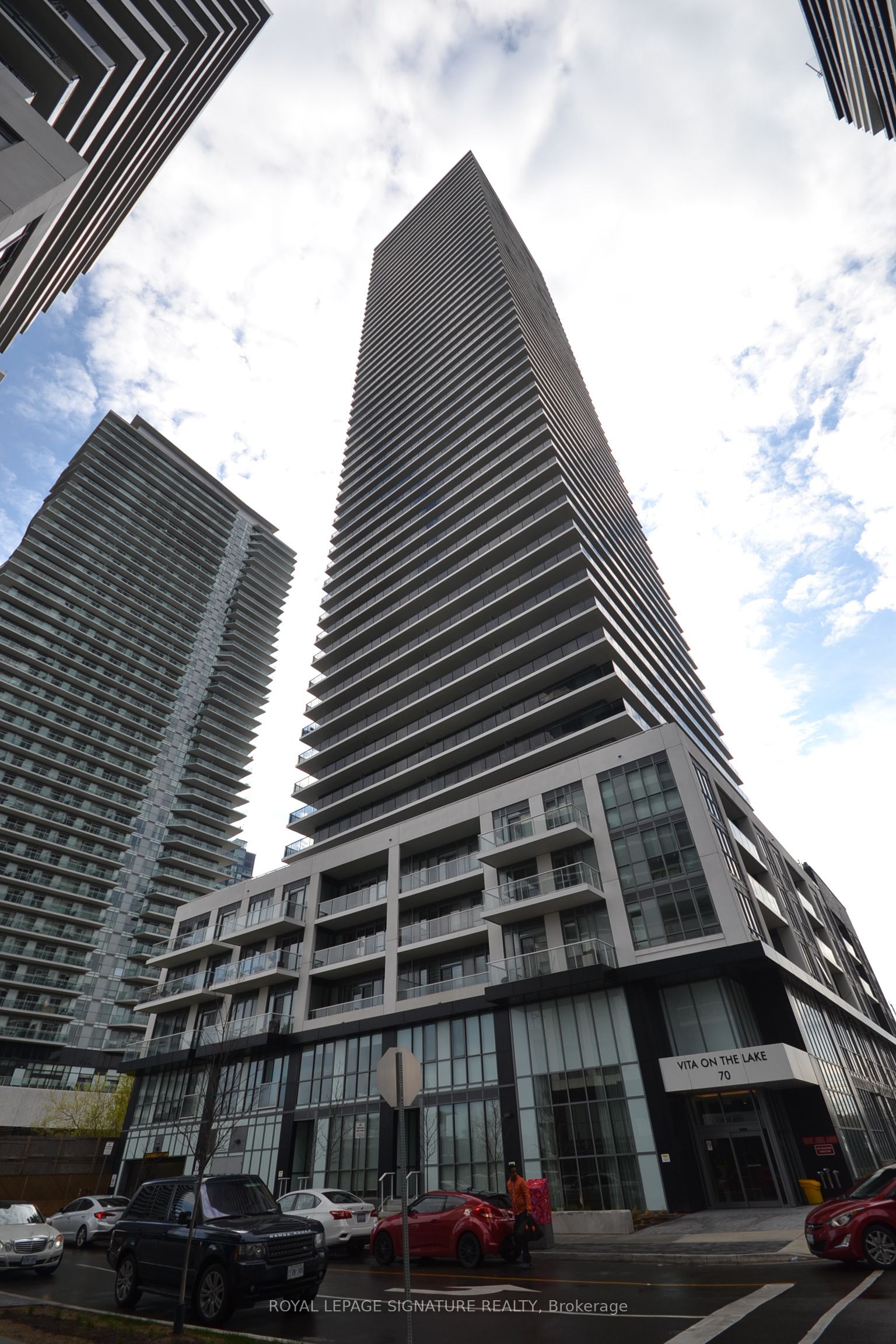 70 Annie Craig Drive 2406, Toronto, ON M8V 0G2