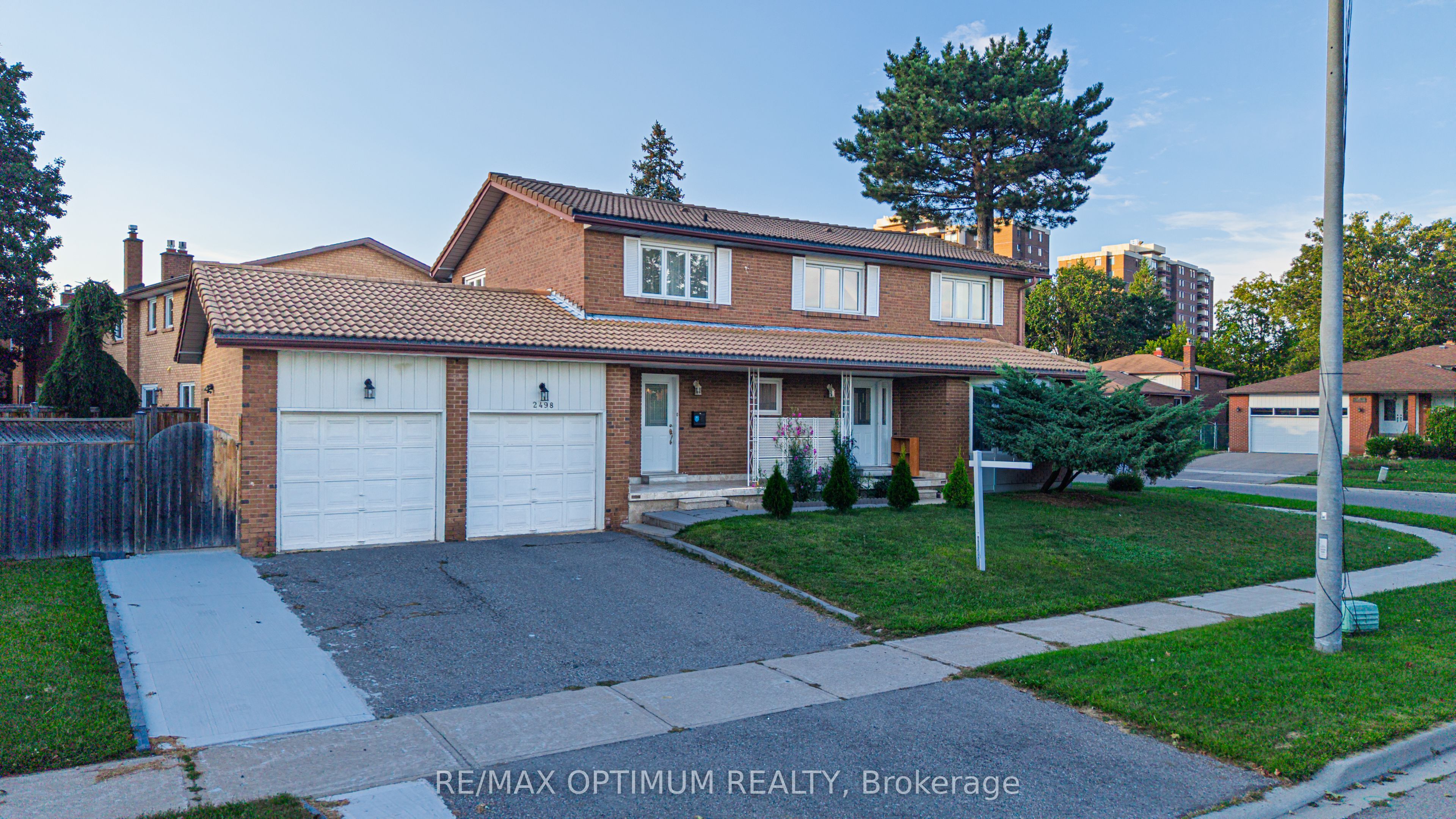 2498 Privet Crescent, Mississauga, ON L5B 2S4