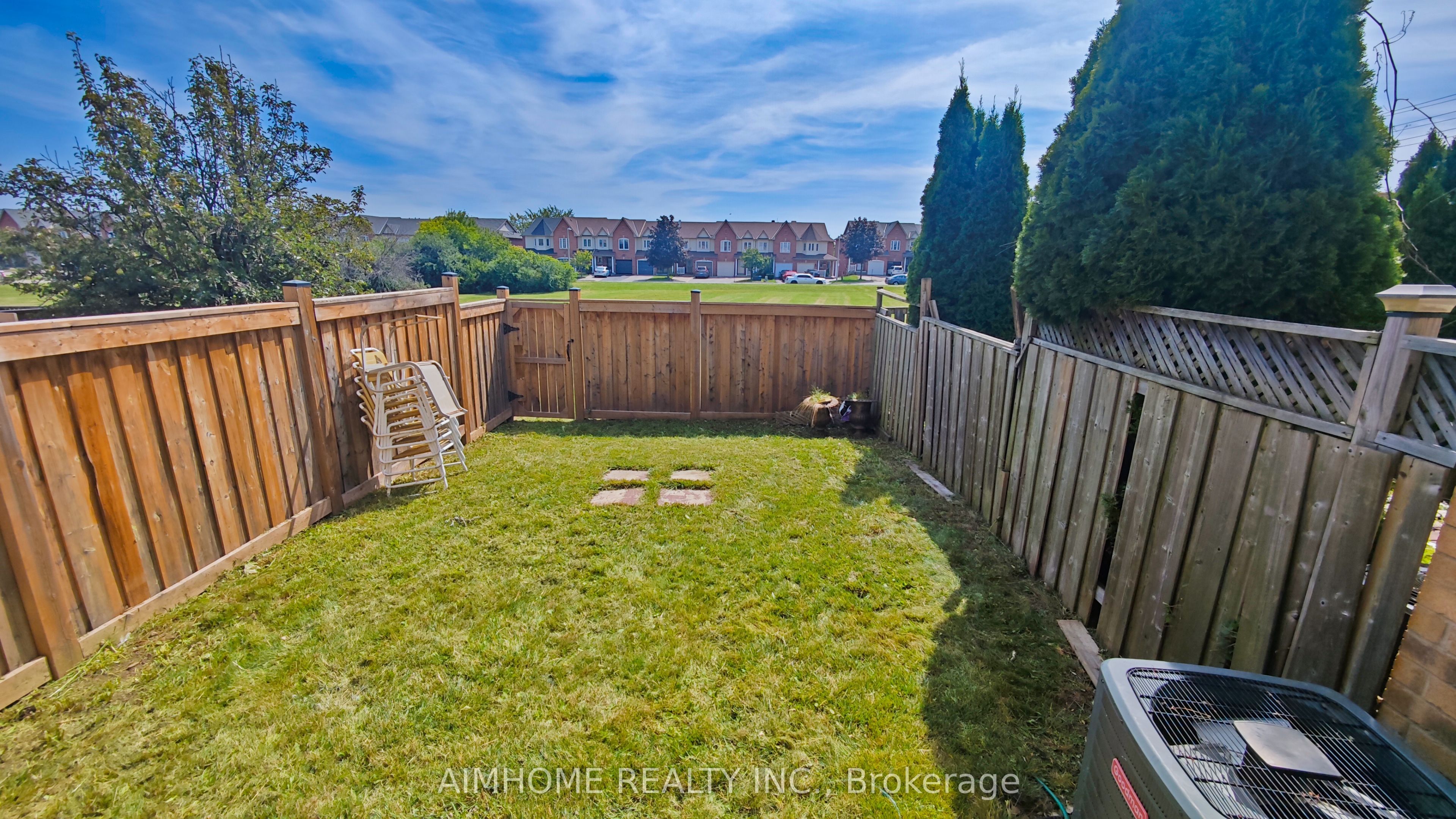 340 Kittridge Road, Oakville, ON L6H 7K8 photo 2