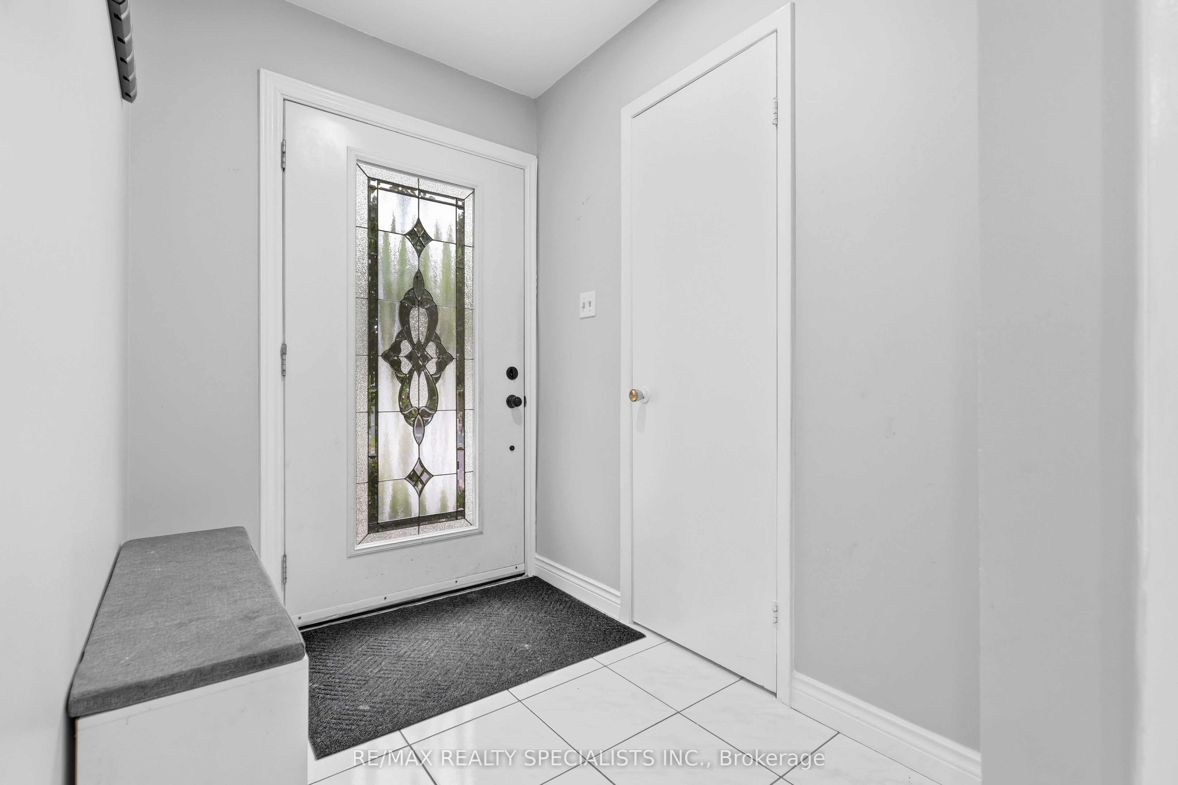 7259 Sills Road, Mississauga, ON L4T 2K2 photo 4