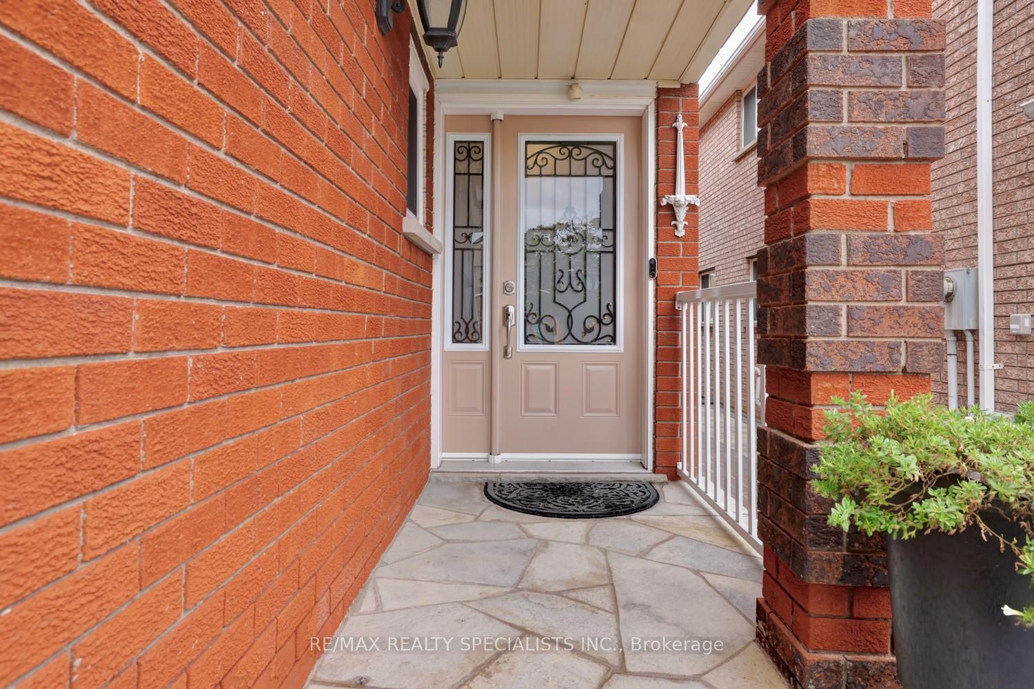 4464 Weeping Willow Drive, Mississauga, ON L5V 1K3 photo 4
