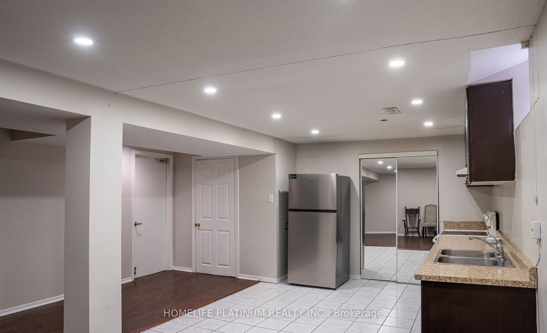 116 Flowertown Avenue, Brampton, ON L6X 3Y6 photo 4