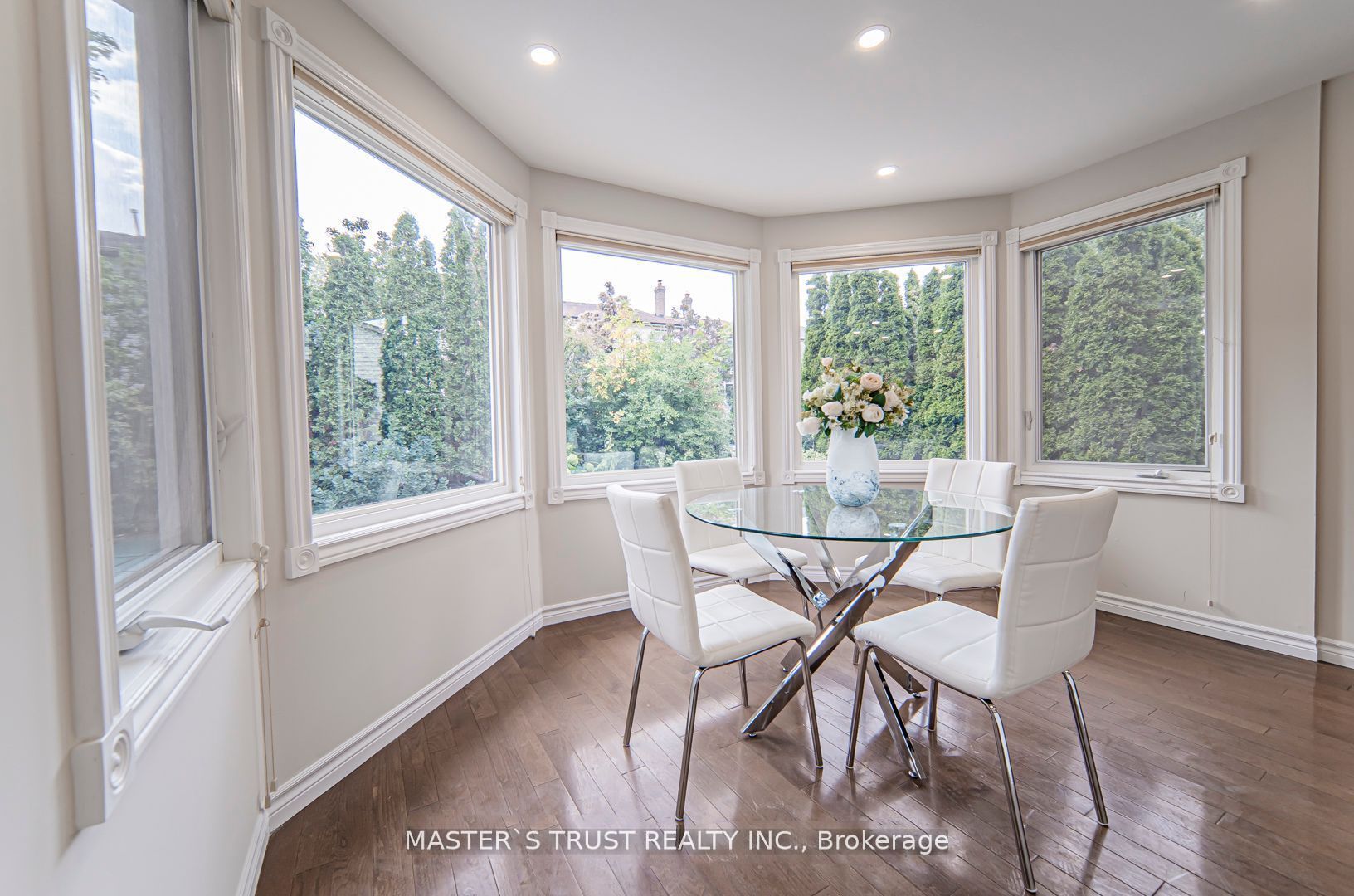 2502 Folkway Drive, Mississauga, ON L5L 2J6 photo 5