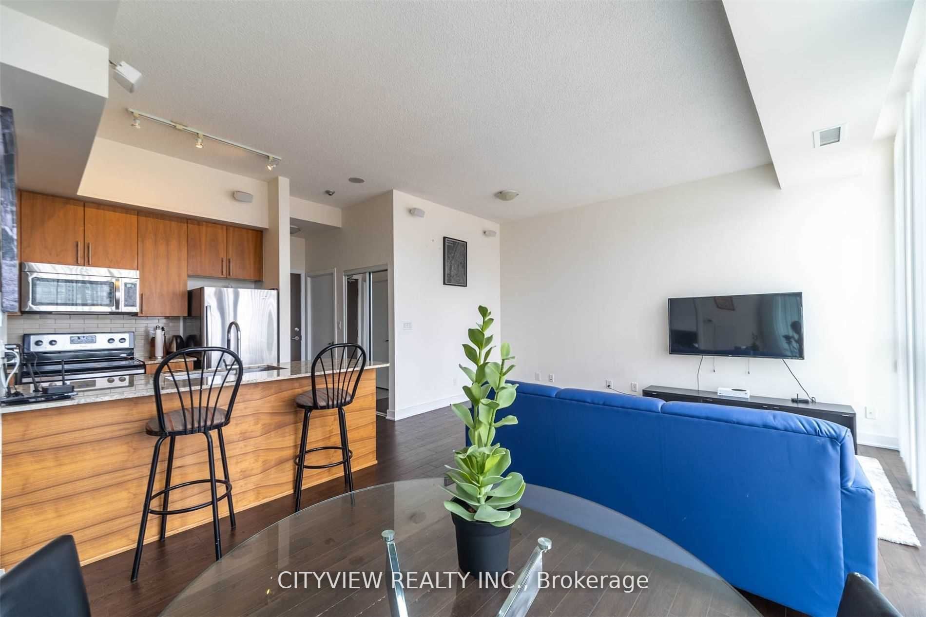 4099 Brickstone Mews 707, Mississauga, ON L5B 0H3 photo 5