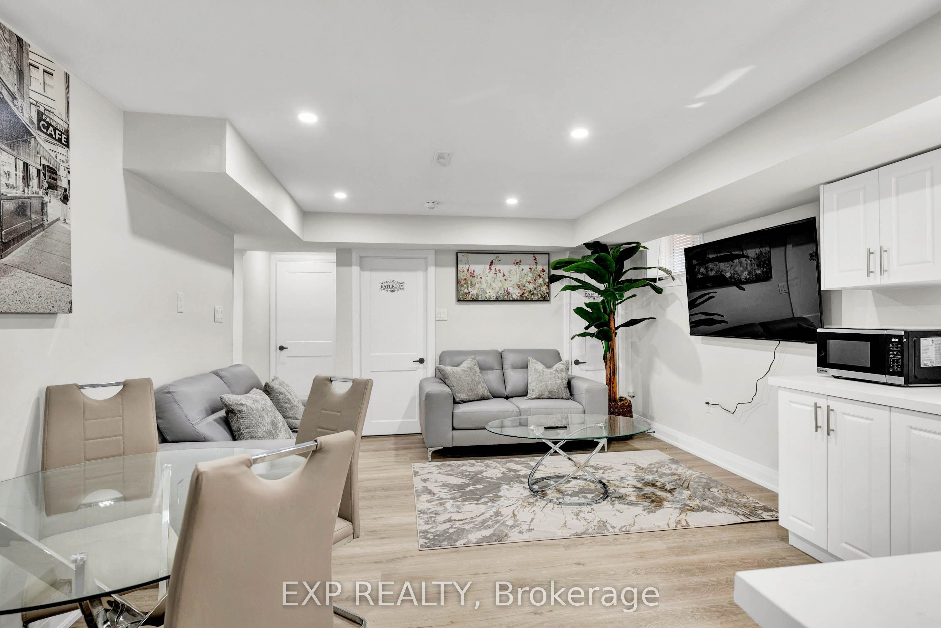 448 Dougall Avenue Unit B, Caledon, ON L7C 4A6 photo 5