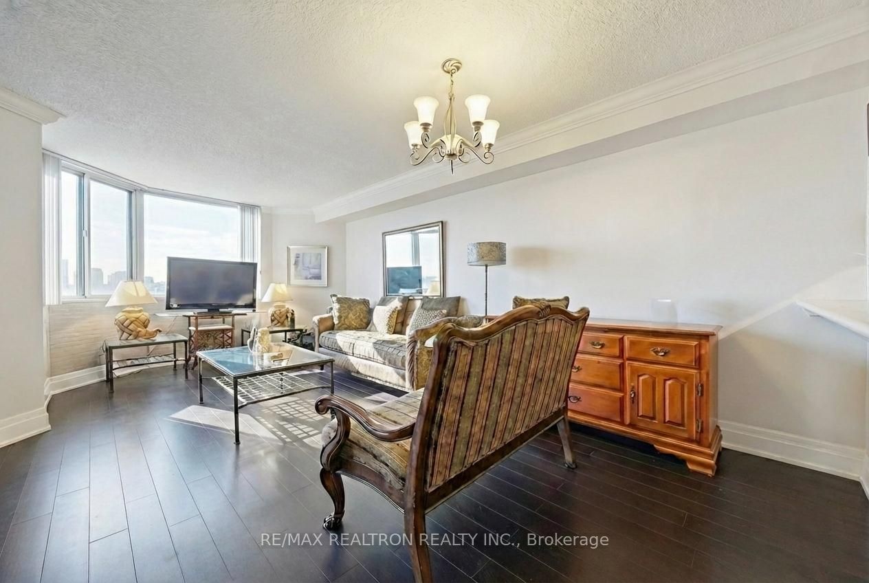 236 Albion Road 903, Toronto, ON M9W 6A6 photo 4