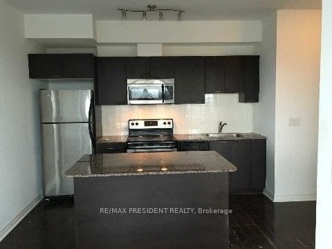 385 Prince Of Wales Drive 2102, Mississauga, ON L5B 0C6 photo 2
