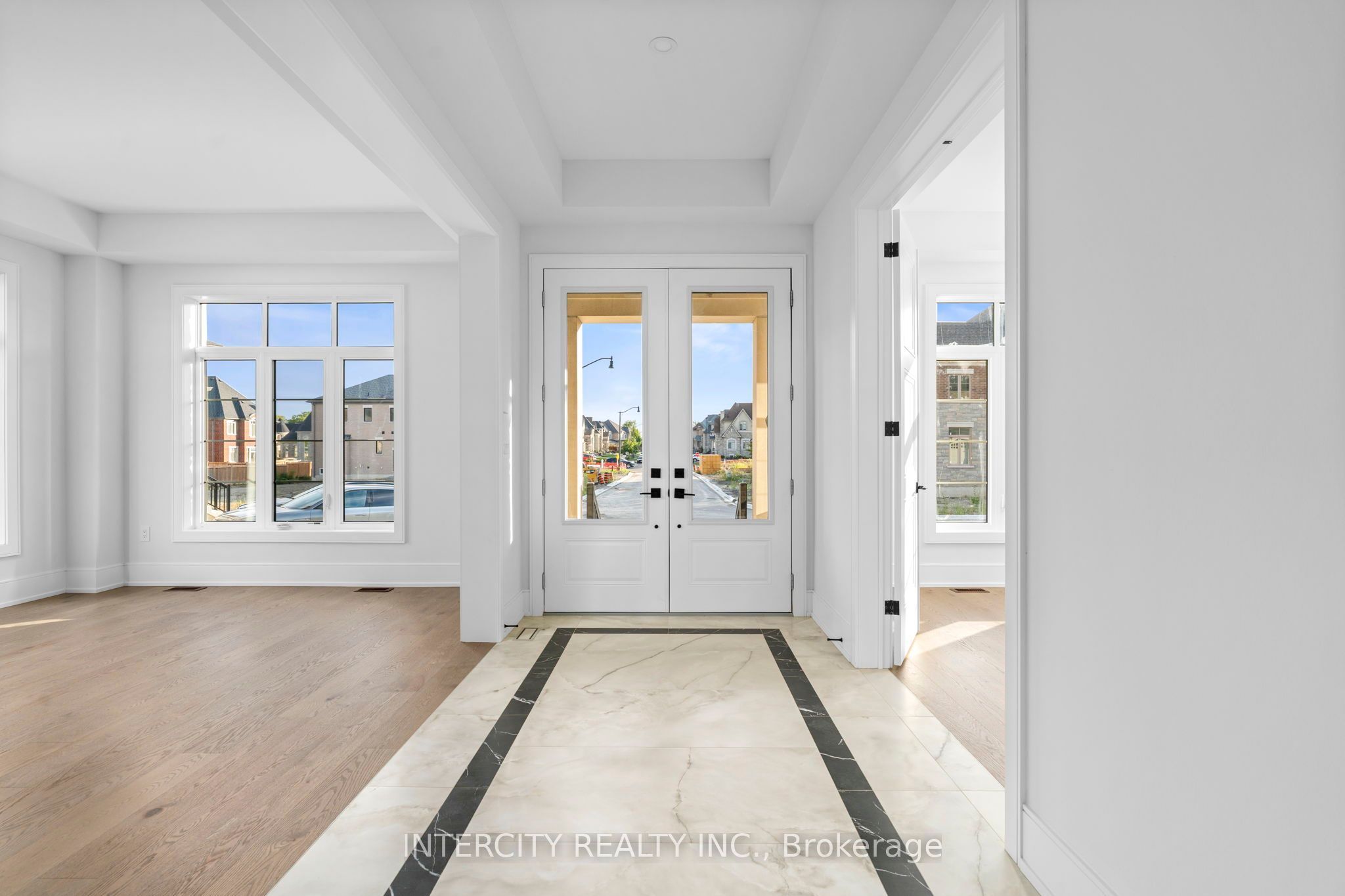 20 Gold Bottom Crescent, Brampton, ON L6P 4H8 photo 5