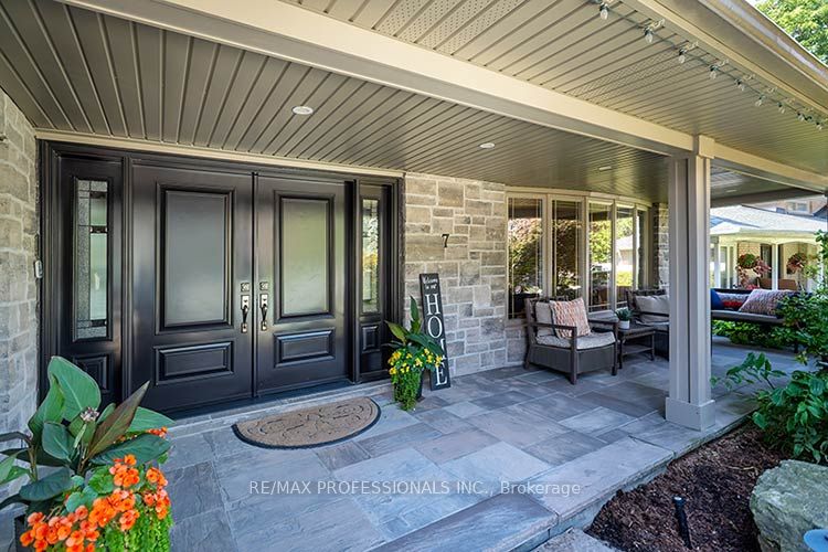 7 Treeline Court, Toronto, ON M9C 1K7 photo 5