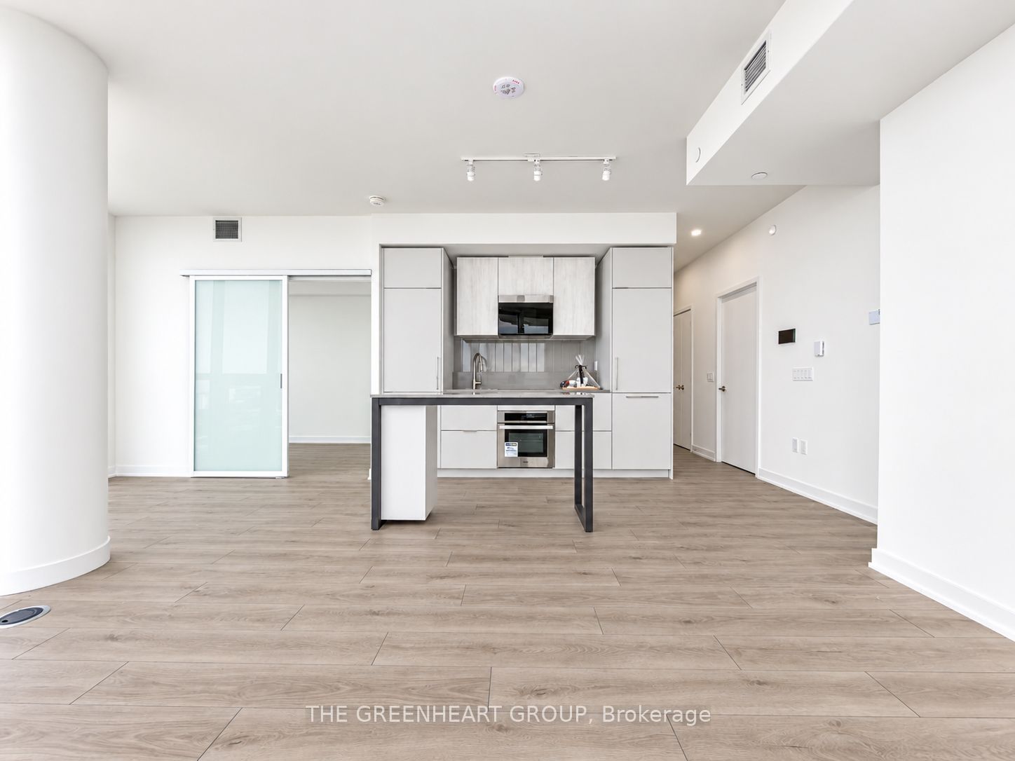1 Fairview Road E 2303, Mississauga, ON L5A 0B4 photo 2
