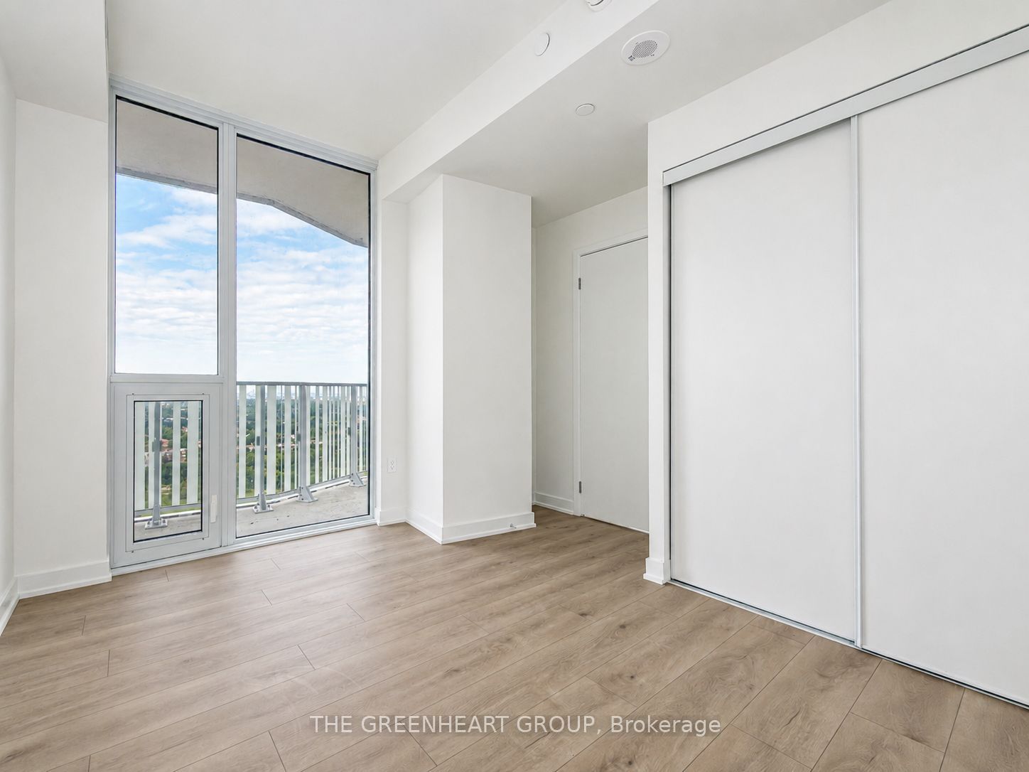 1 Fairview Road E 2303, Mississauga, ON L5A 0B4 photo 5