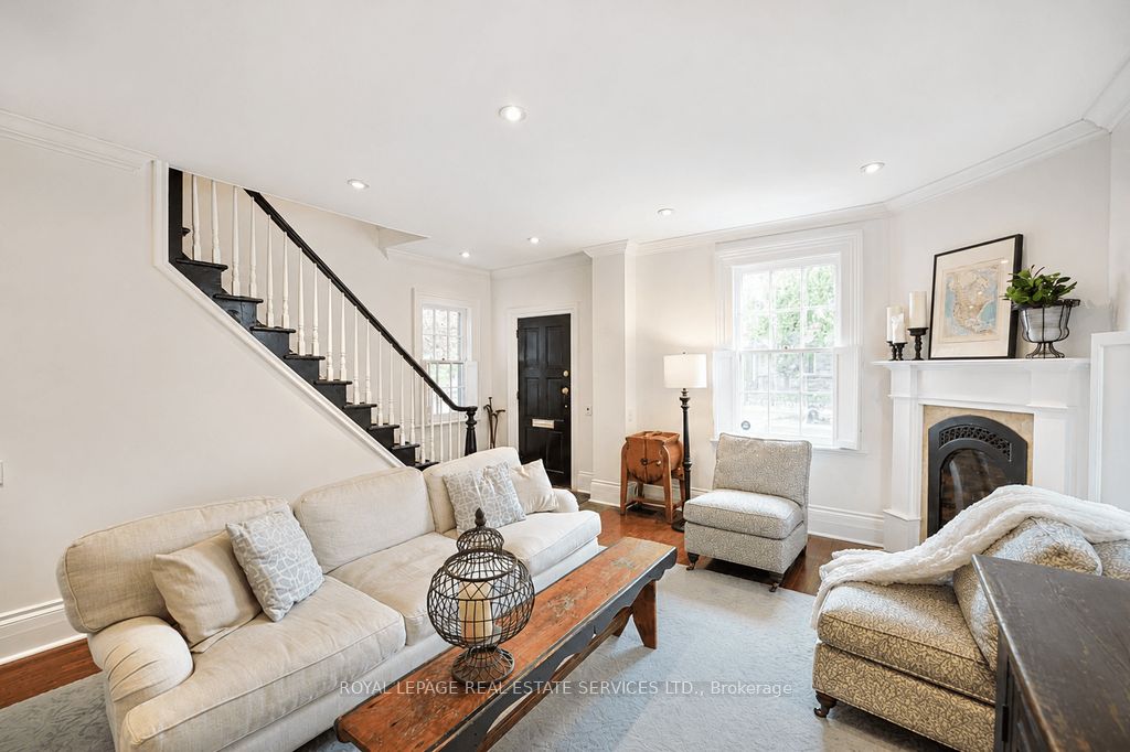 124 Chisholm Street, Oakville, ON L6K 3J2 photo 3