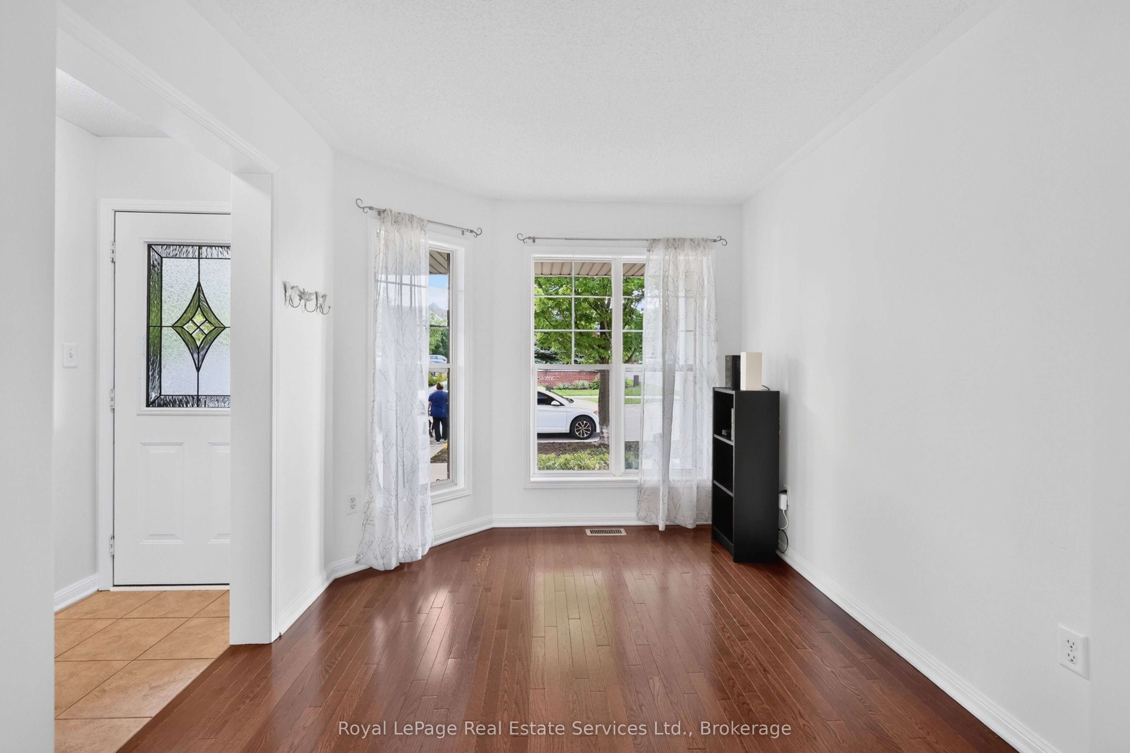 3071 Rotary Way E, Burlington, ON L7M 0A3 photo 4