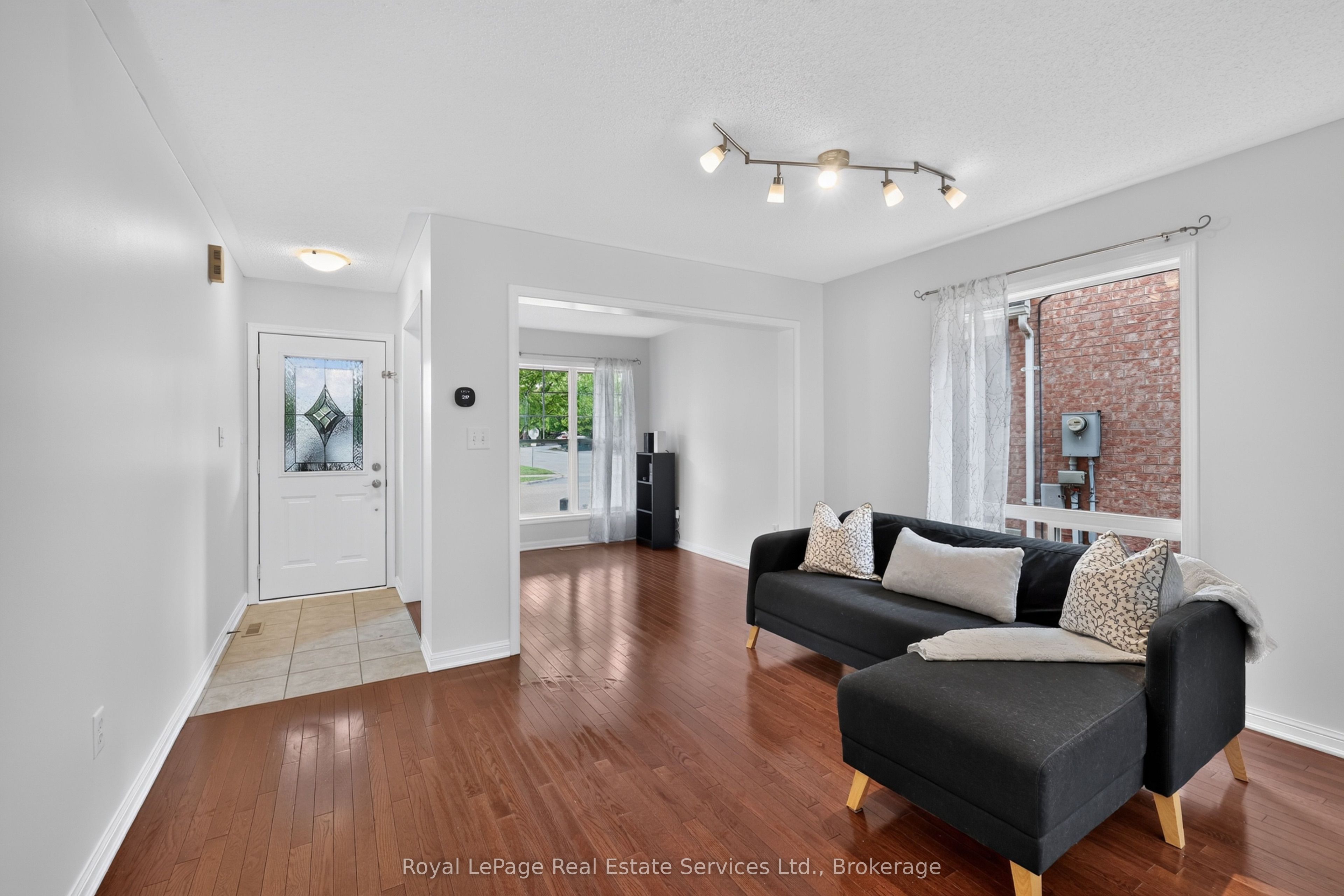3071 Rotary Way E, Burlington, ON L7M 0A3 photo 5