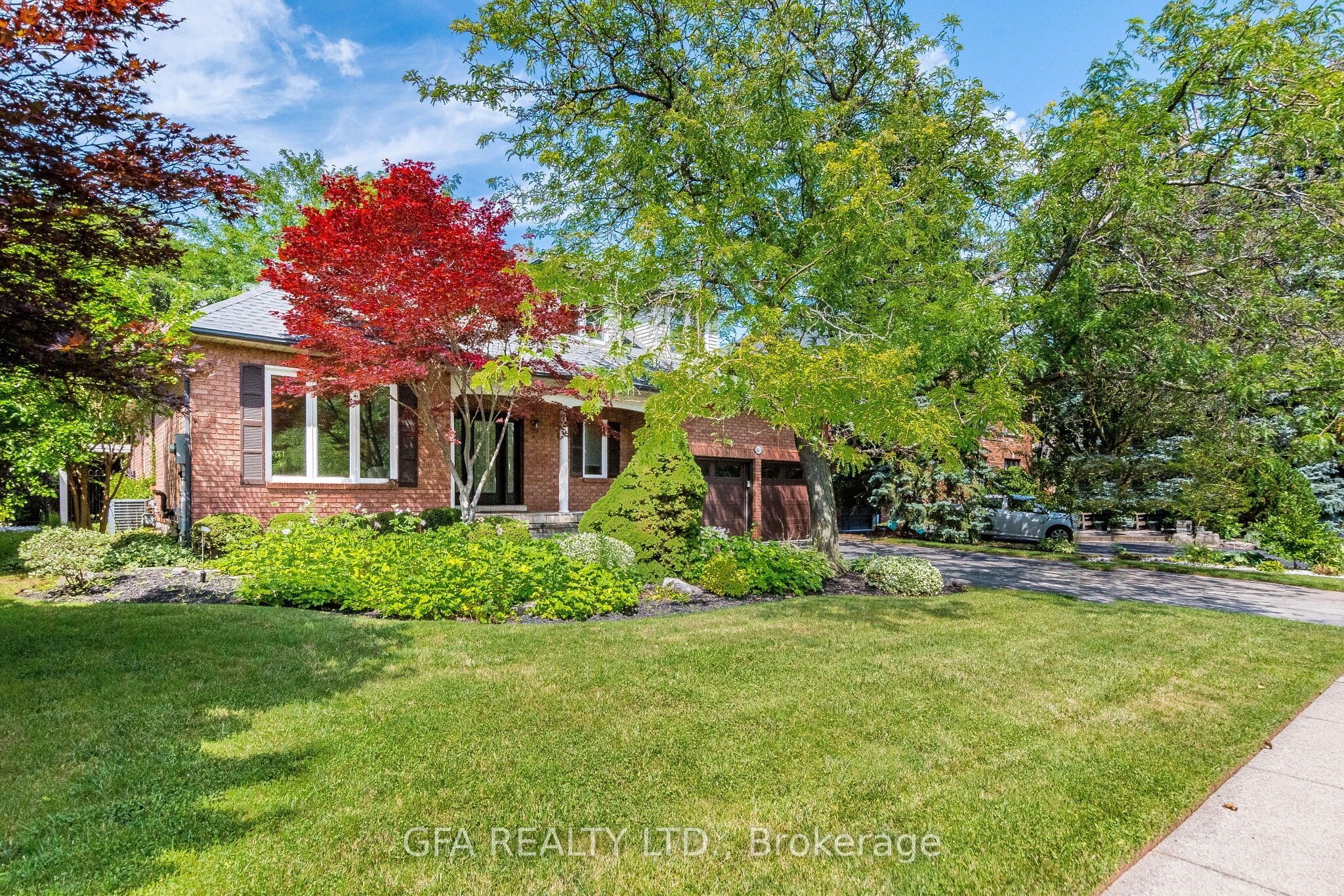 1027 Masters Green, Oakville, ON L6M 2N7 photo 3