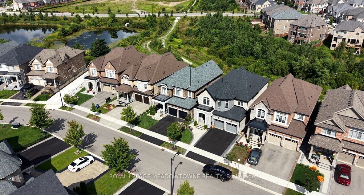 461 Parent Place, Milton, ON L9E 1L2