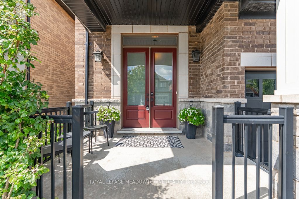 461 Parent Place, Milton, ON L9E 1L2 photo 3