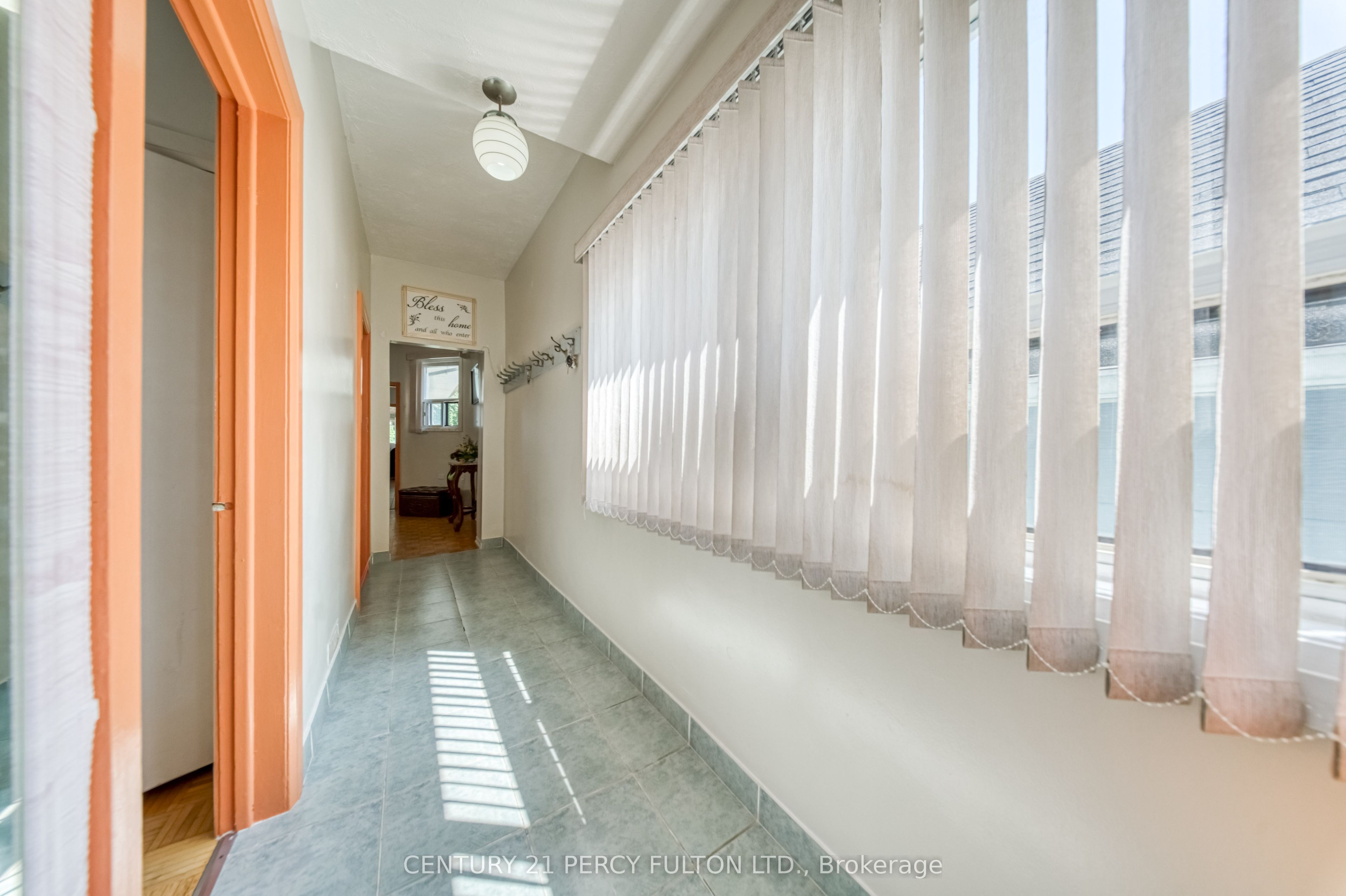 15 Haverson Boulevard, Toronto, ON M6M 3J5 photo 5