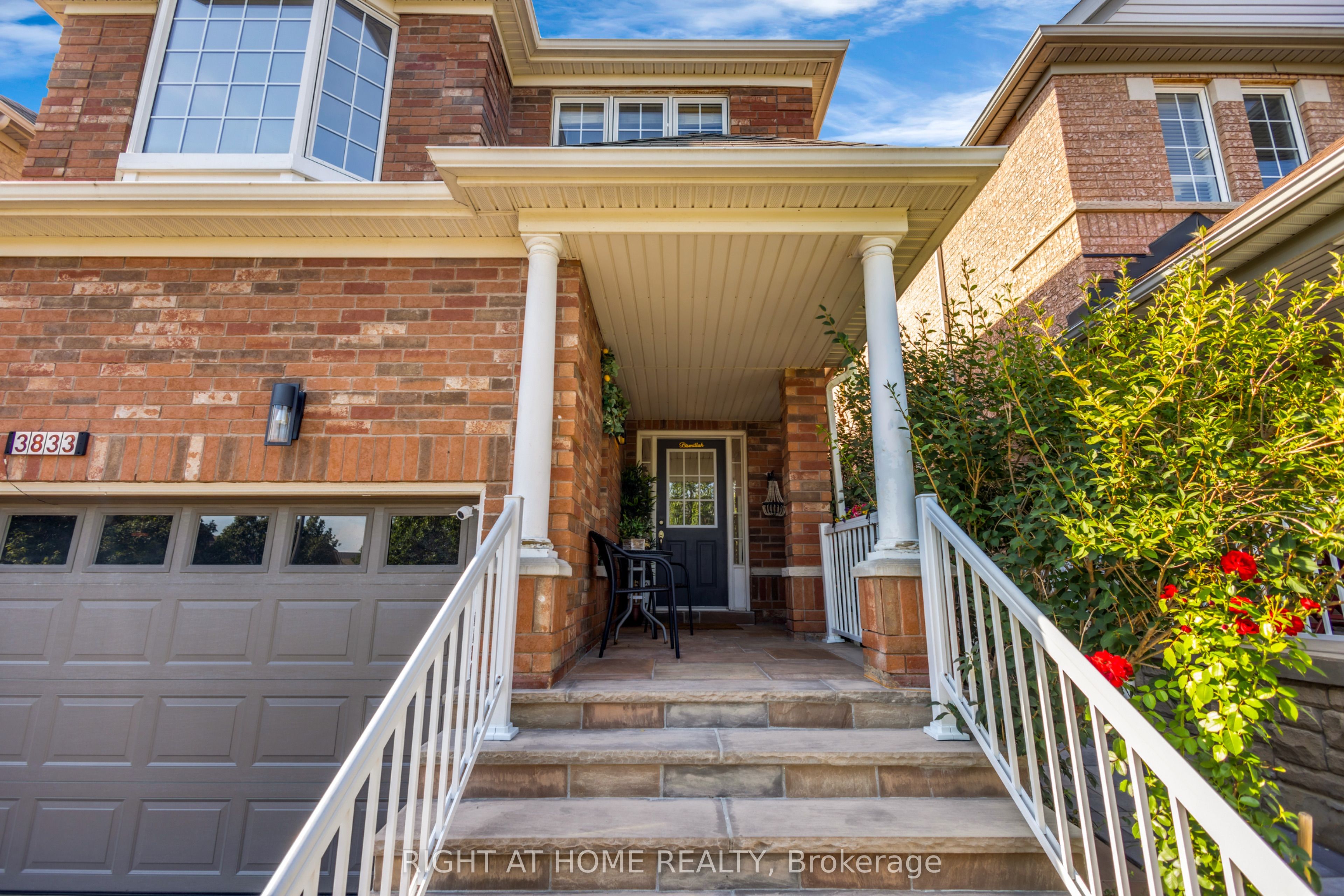 3833 Quiet Creek Drive, Mississauga, ON L5M 8B1 photo 3