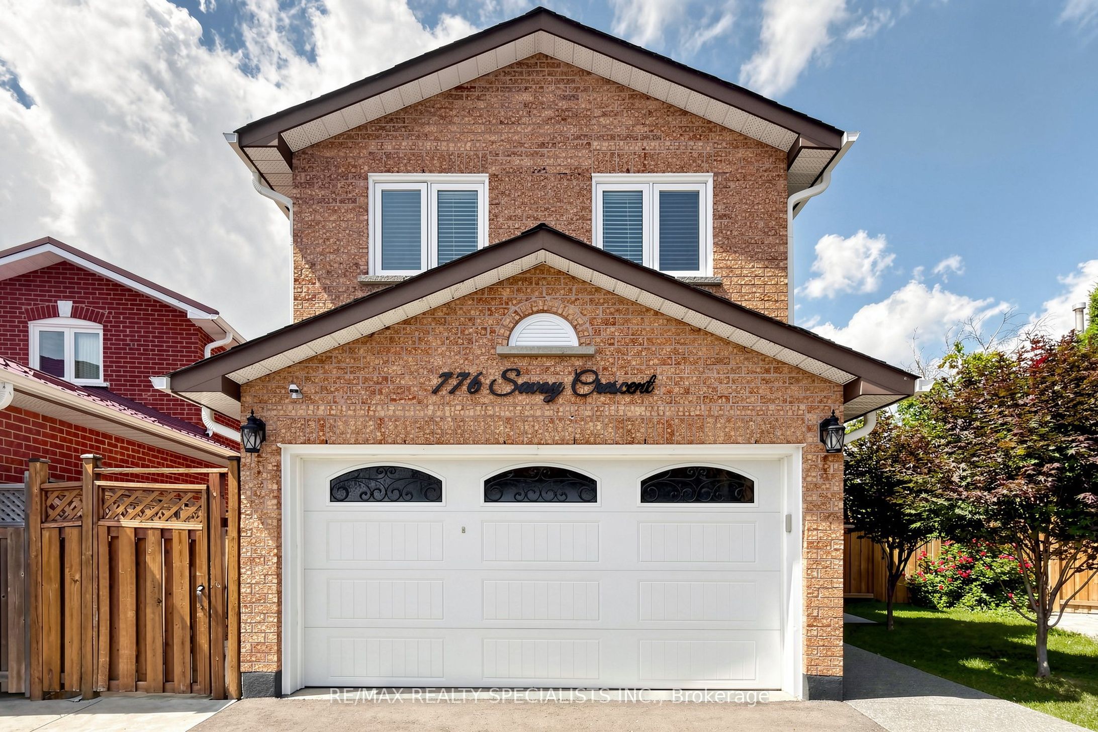 776 Savoy Crescent, Mississauga, ON L5R 3C3 photo 2
