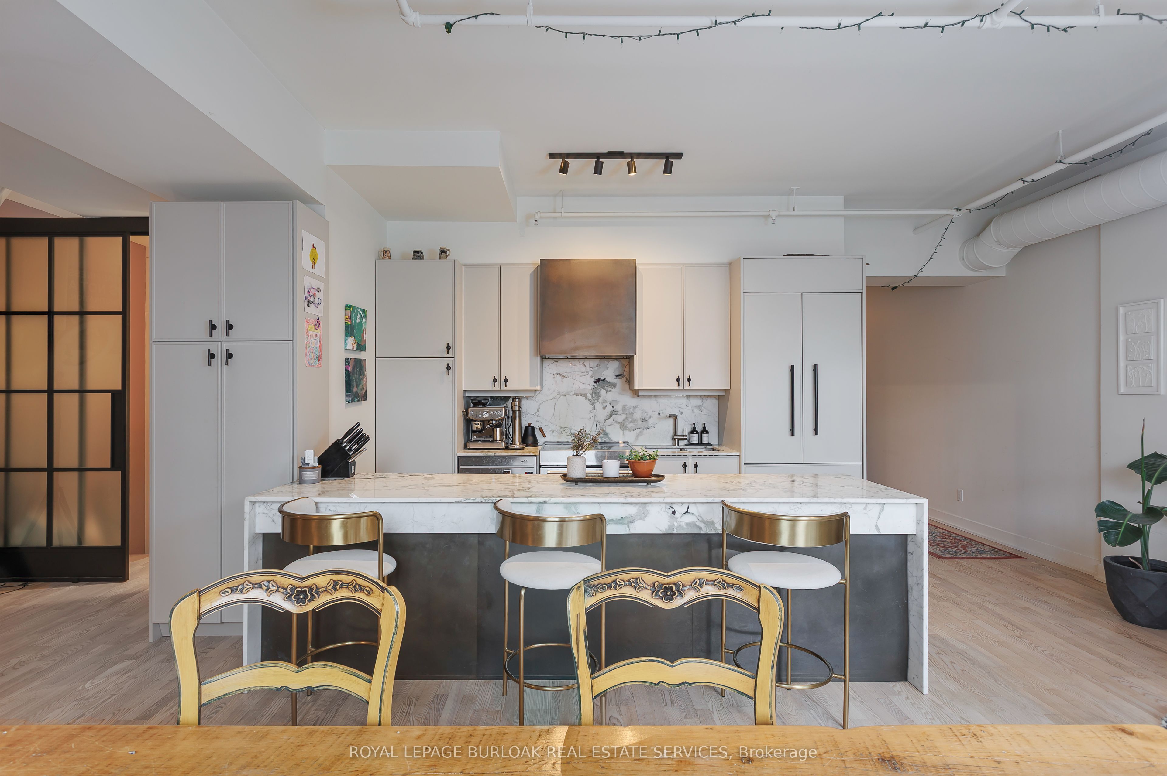 152 Annette Street 208, Toronto, ON M6P 1P4 photo 5