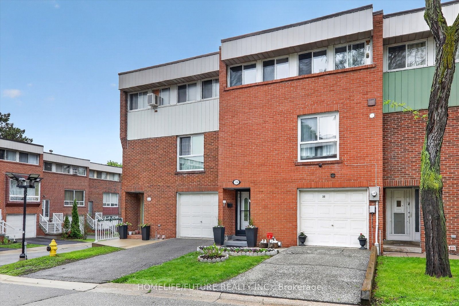 38 John Cabot Way 70, Toronto, ON M3N 2T7 photo 2