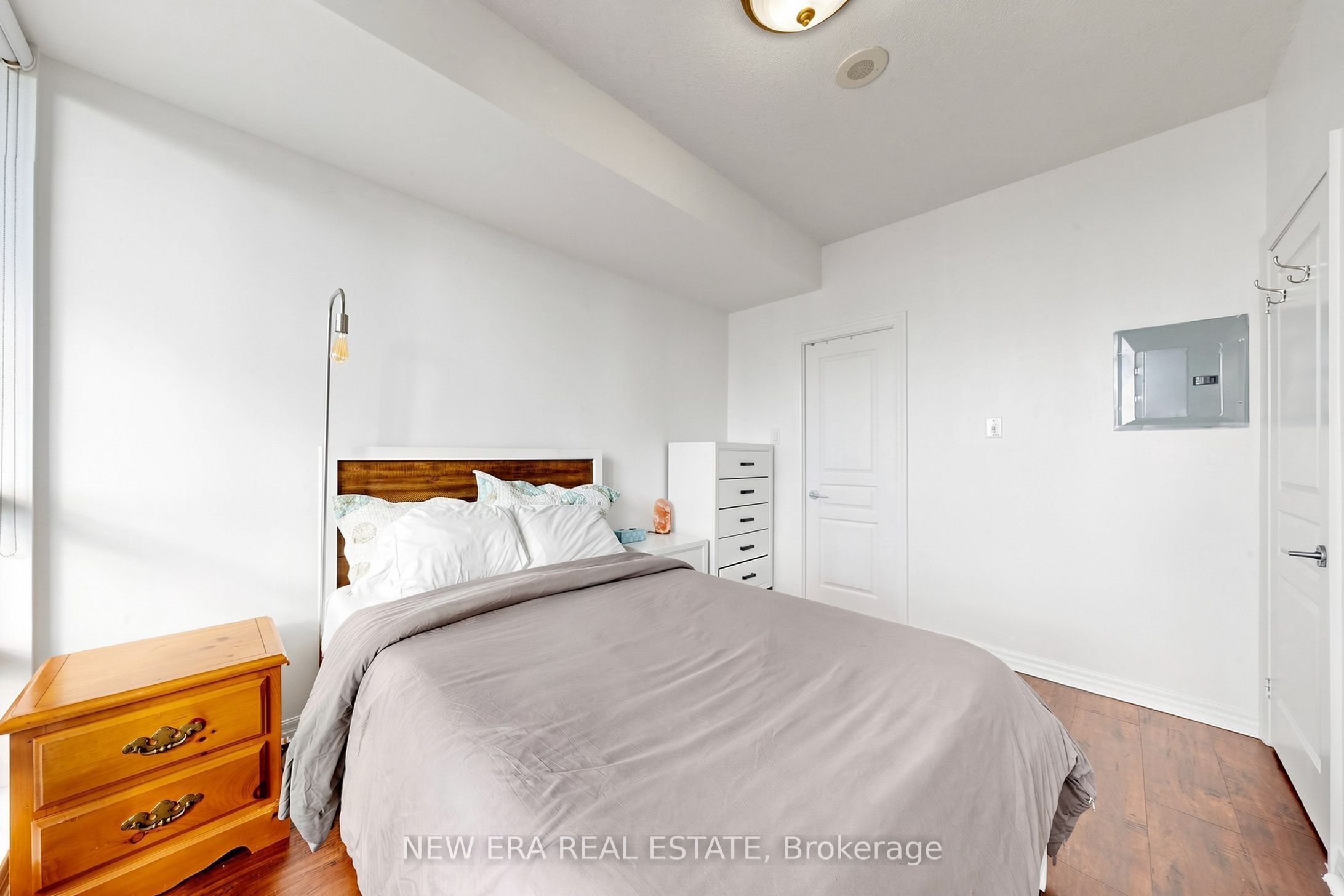 3515 Kariya Drive 2810, Mississauga, ON L5B 0C1 photo 5