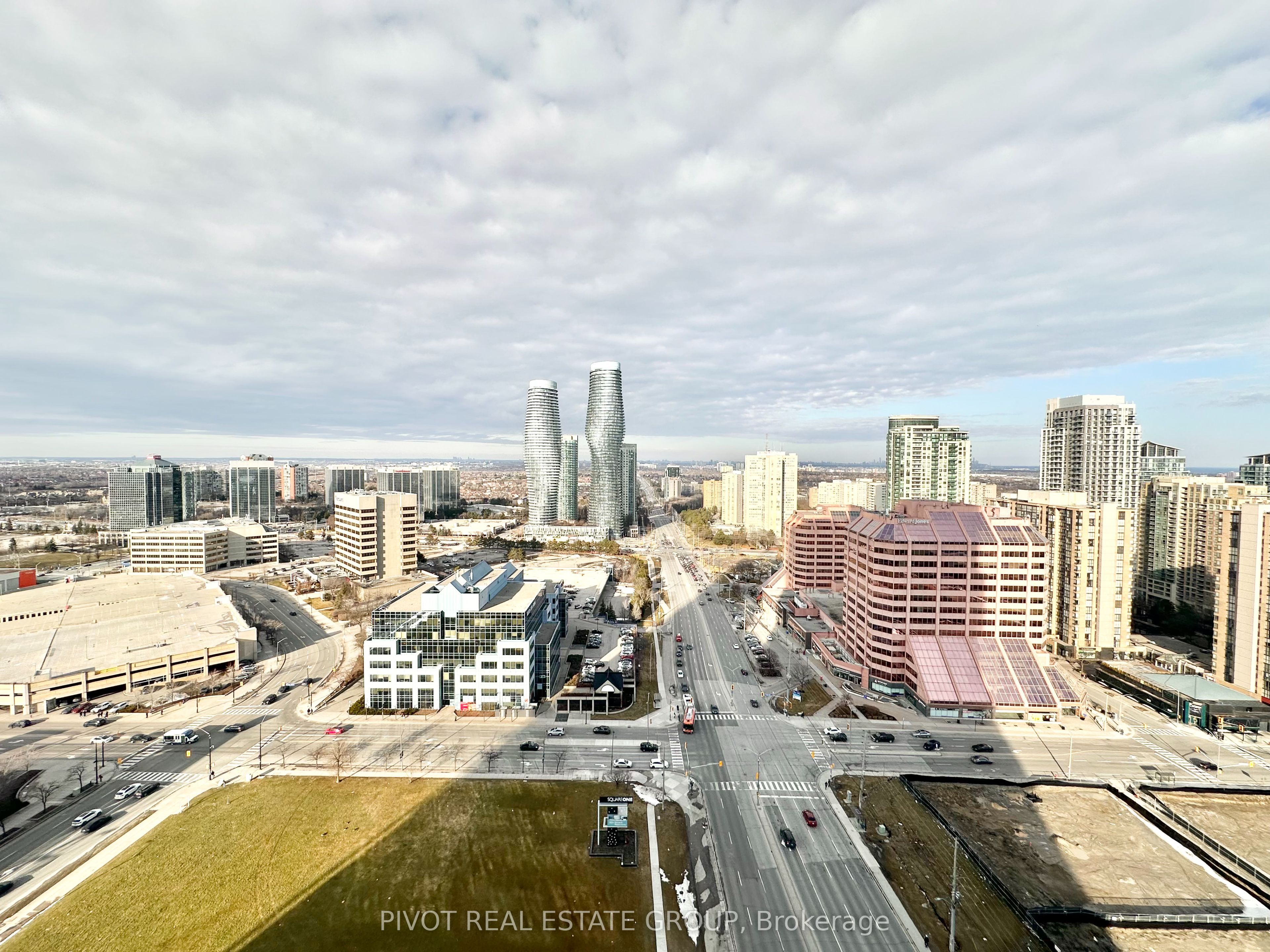 2 Erskine Road 2904, Mississauga, ON L5B 0S1 photo 5