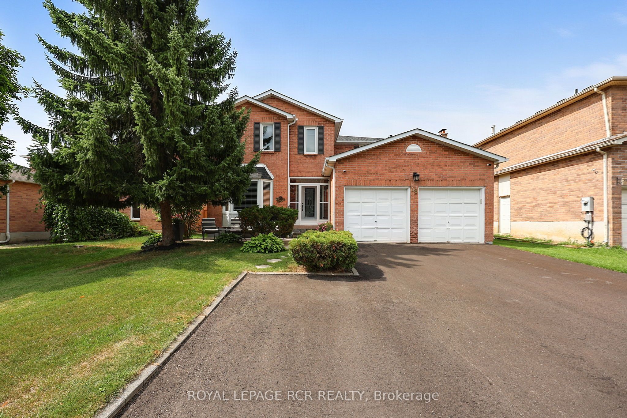18 Mccabe Crescent, Caledon, ON L7E 5W9 photo 2